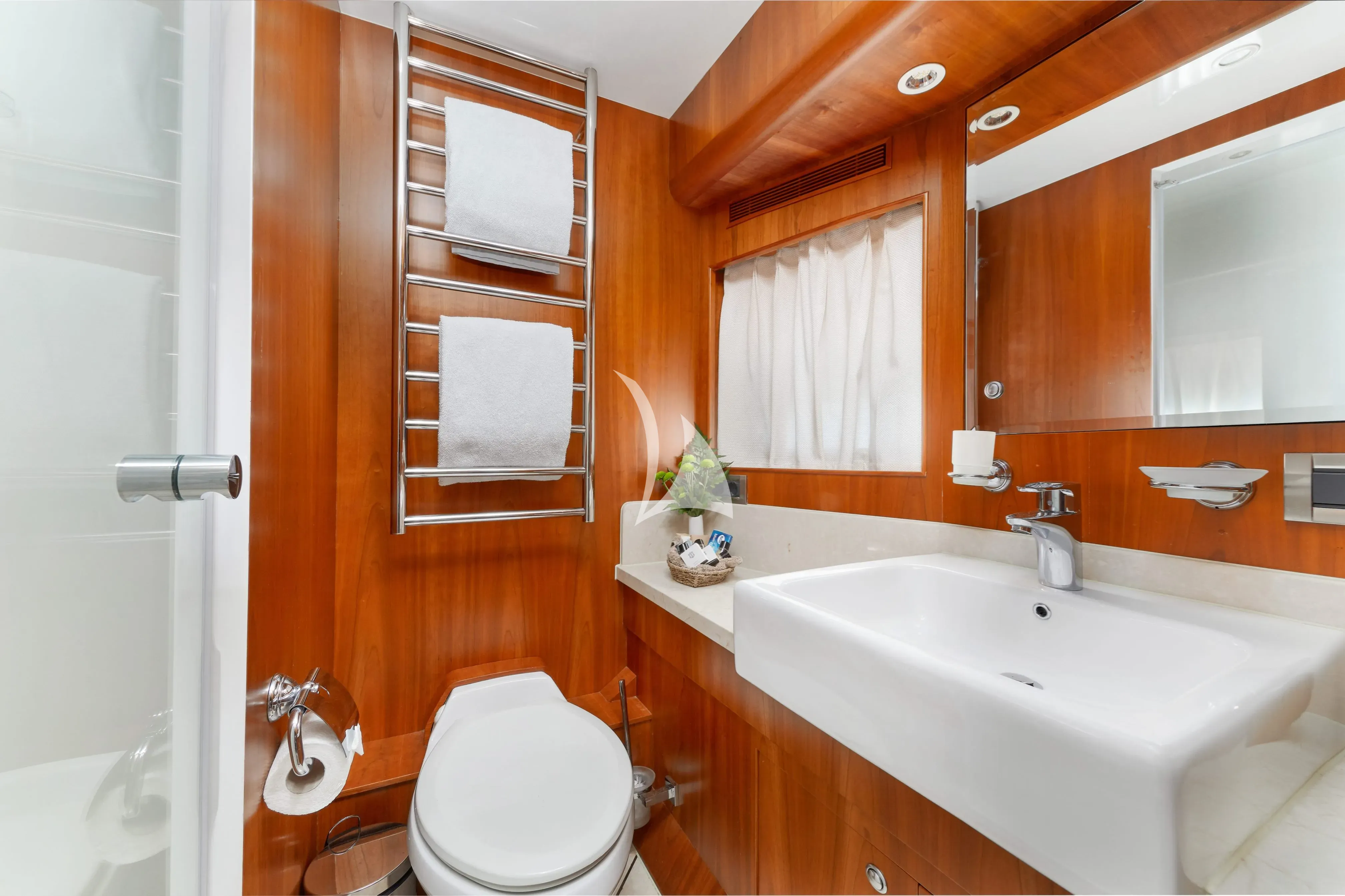 levante_yacht