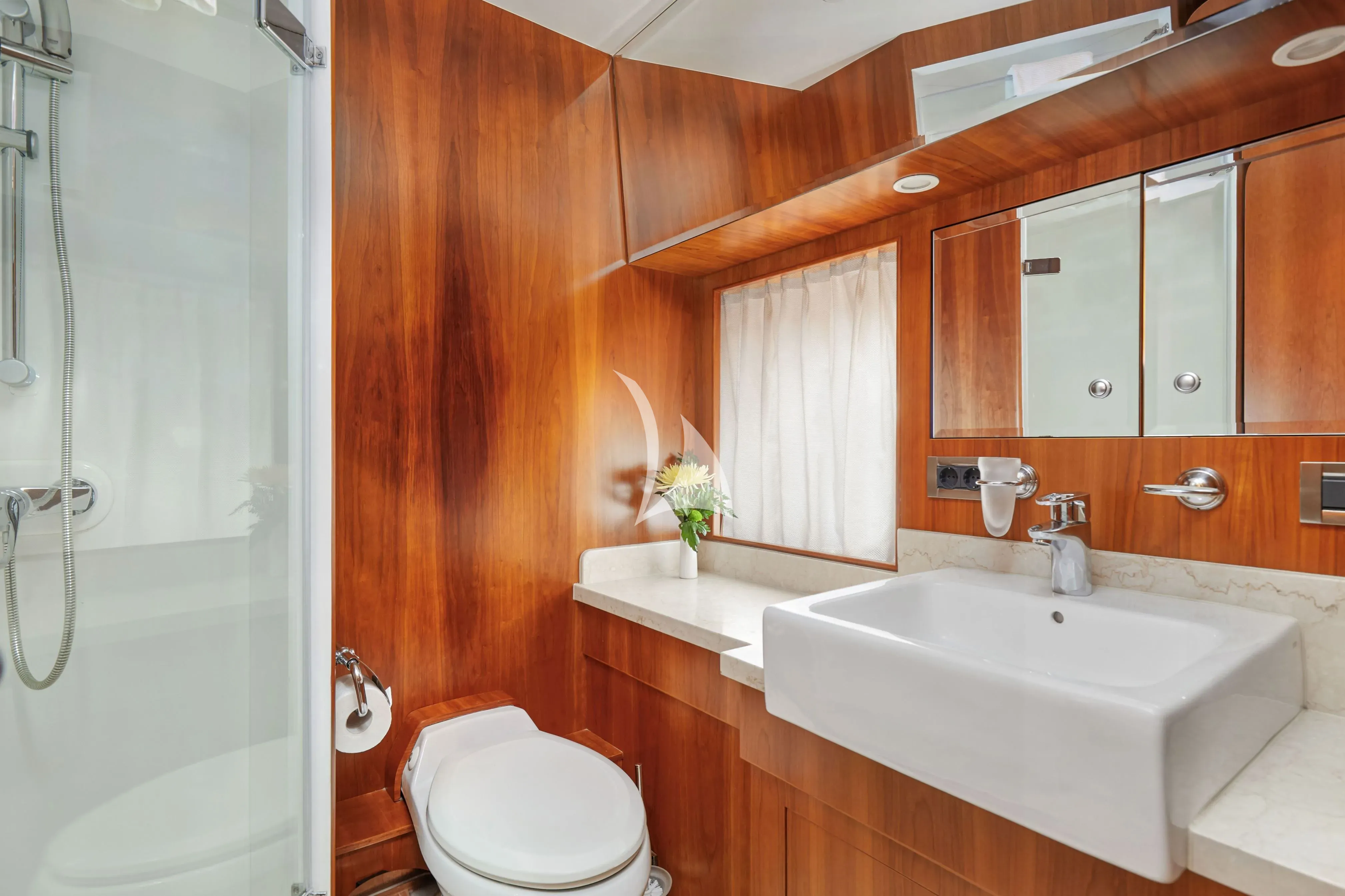 levante_yacht