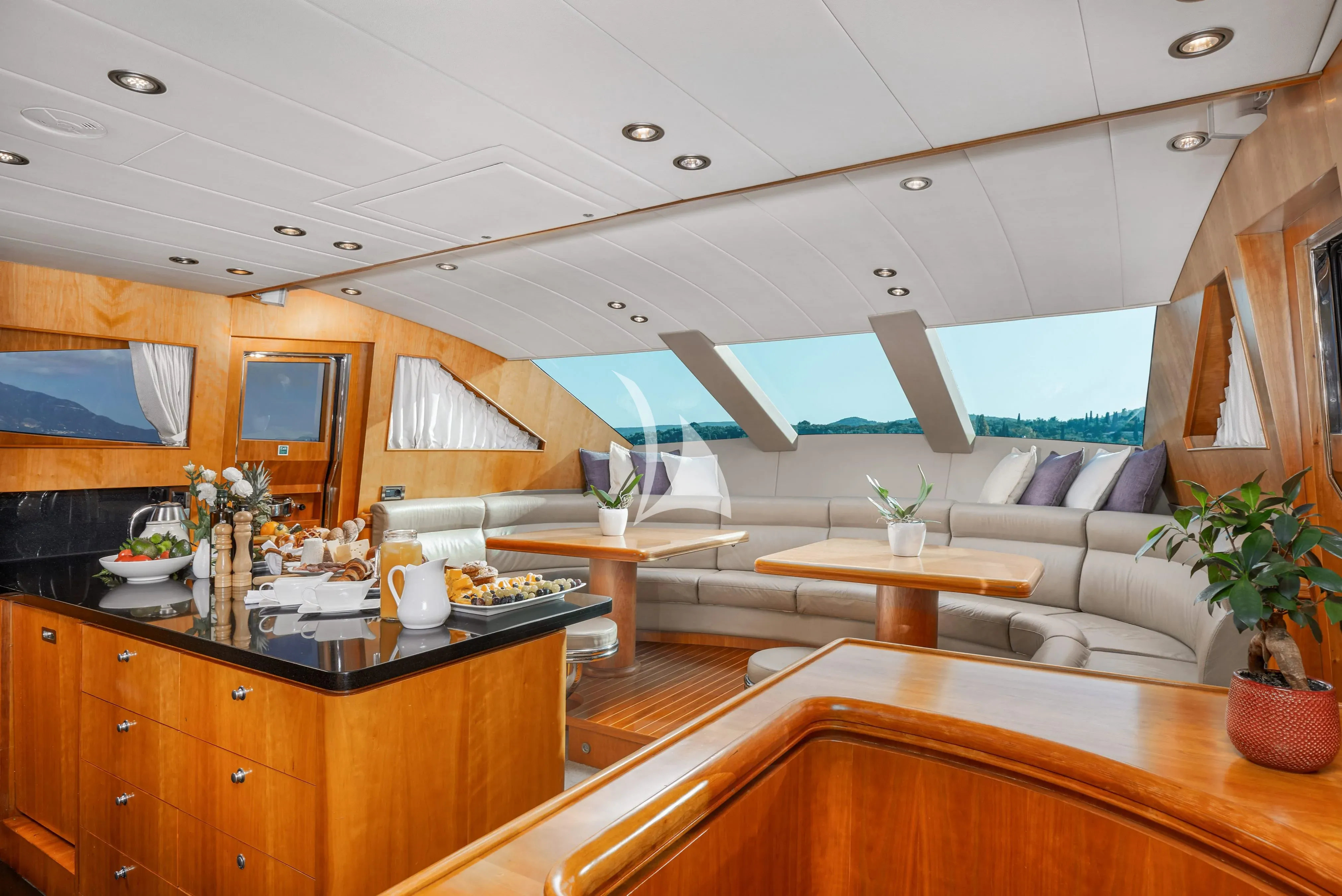 levante_yacht