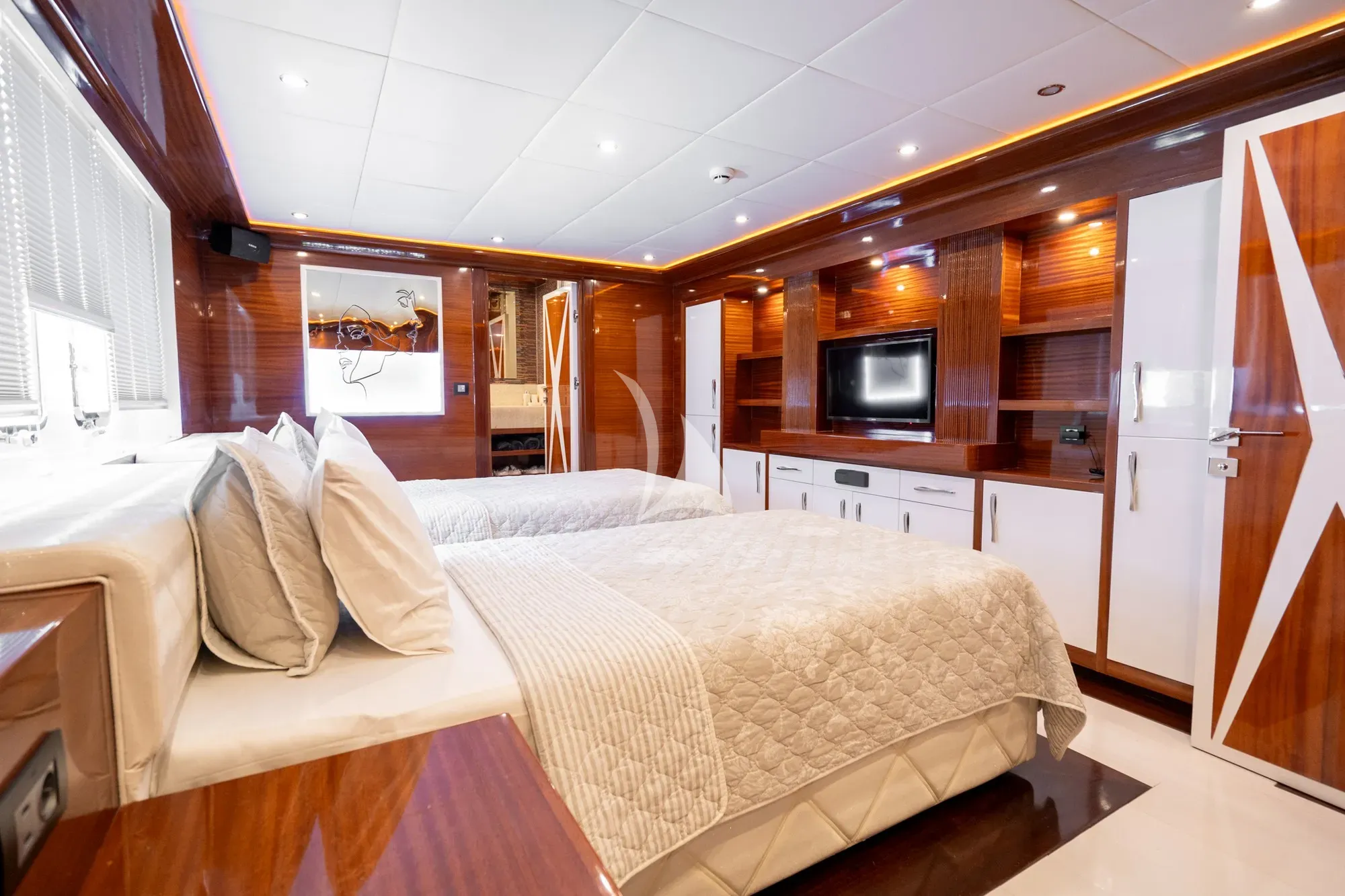 levante_yacht