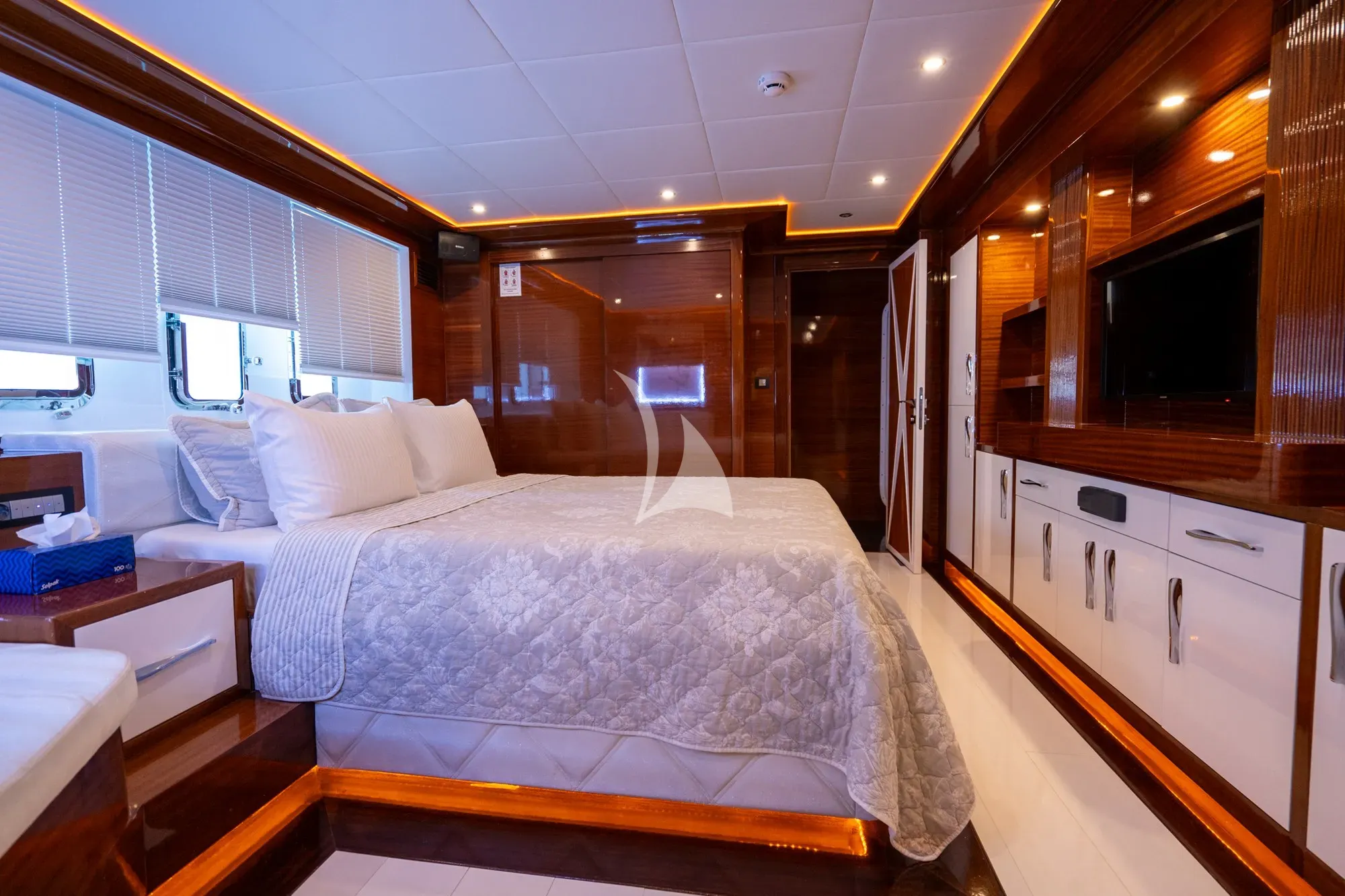 levante_yacht