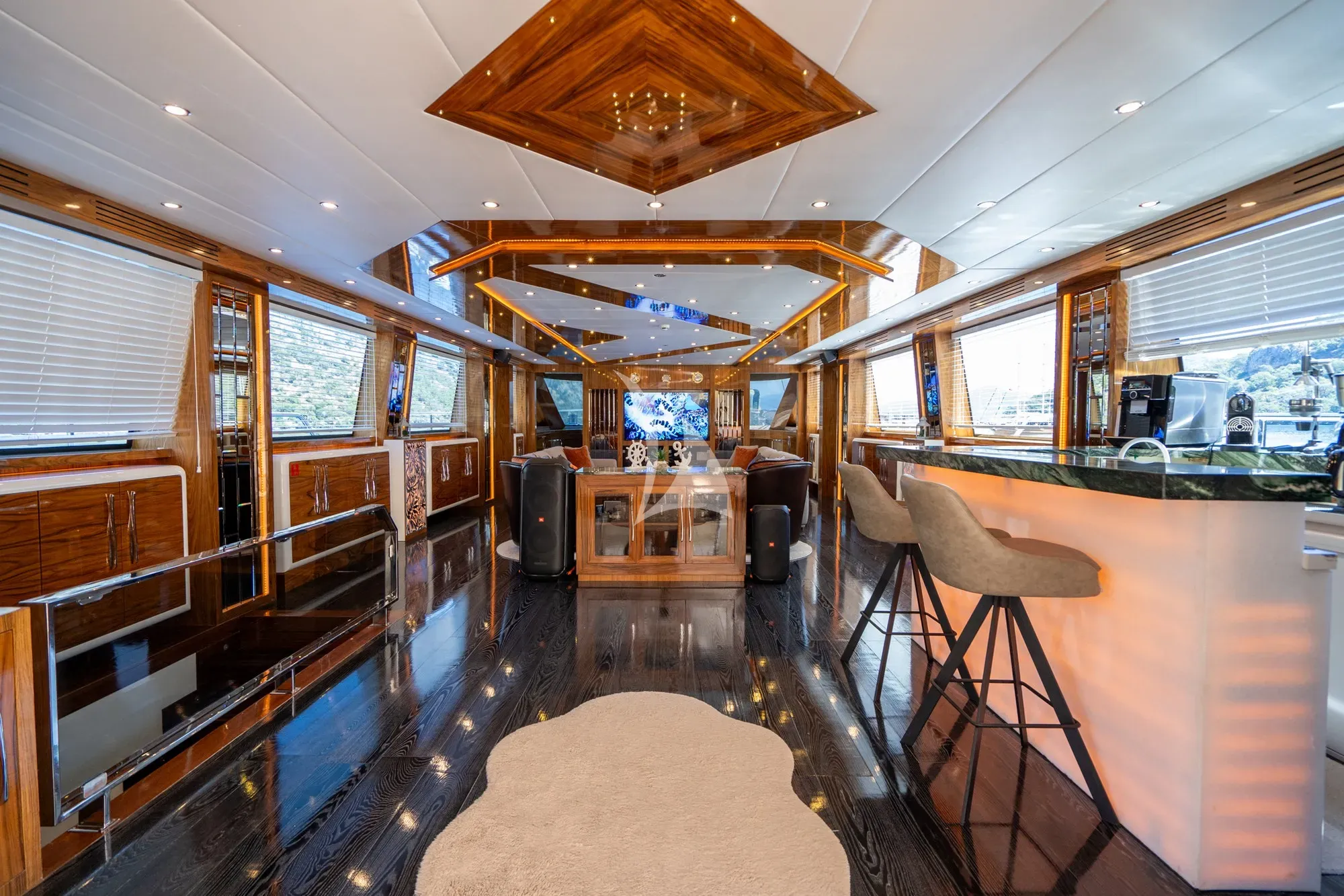levante_yacht