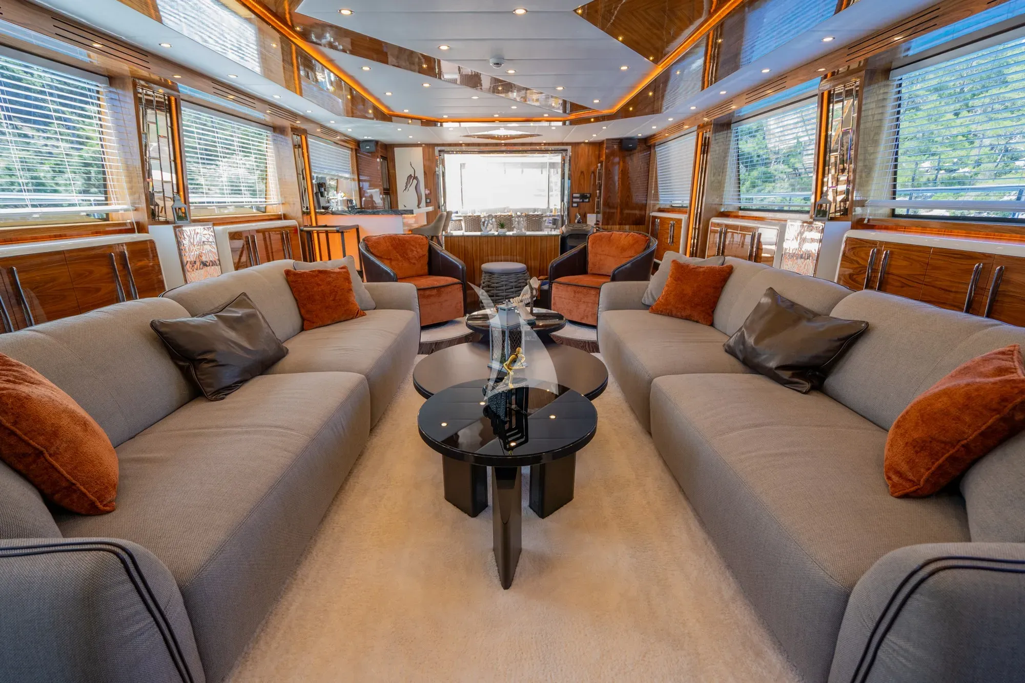 levante_yacht
