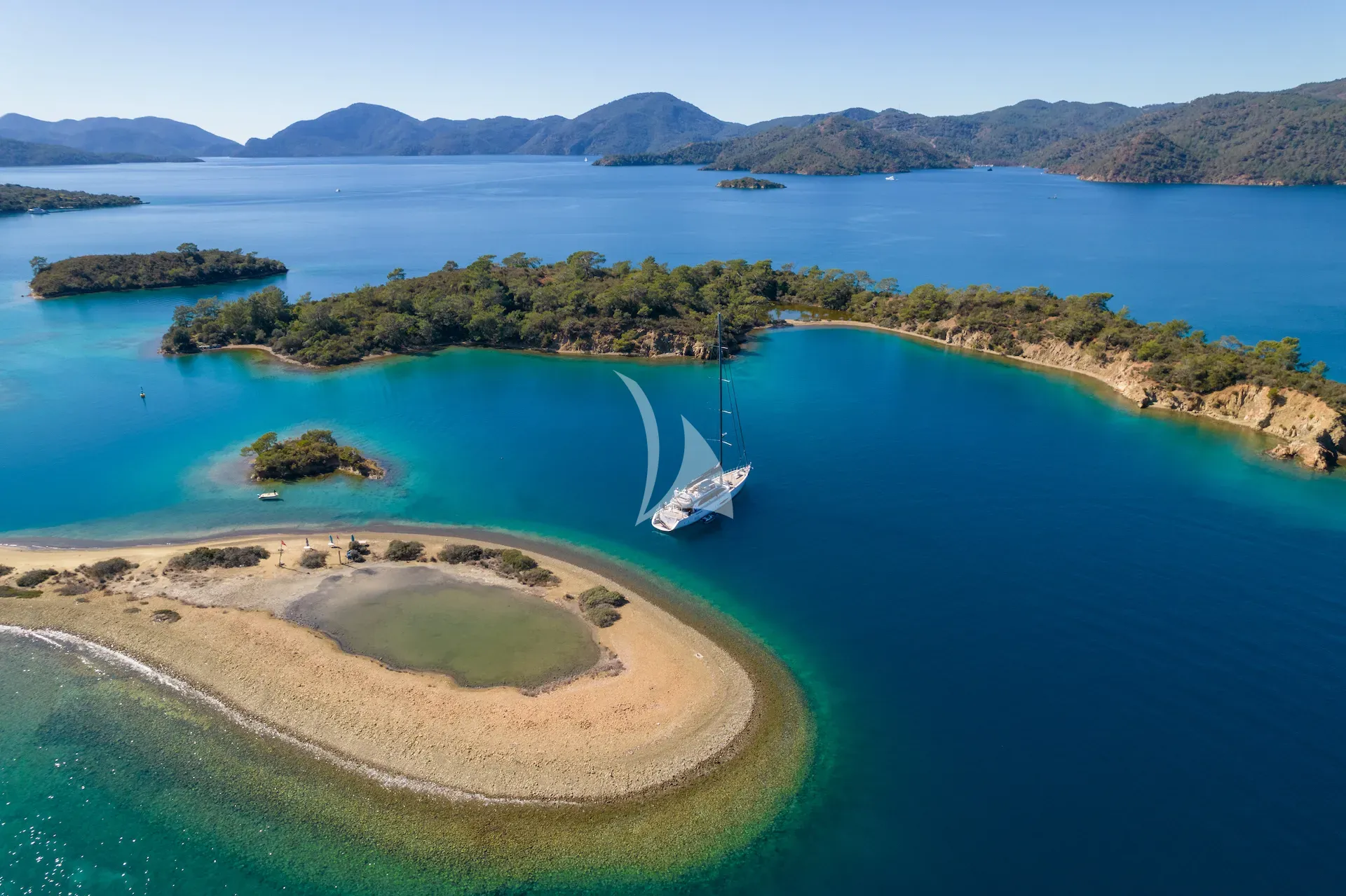 levante_yacht