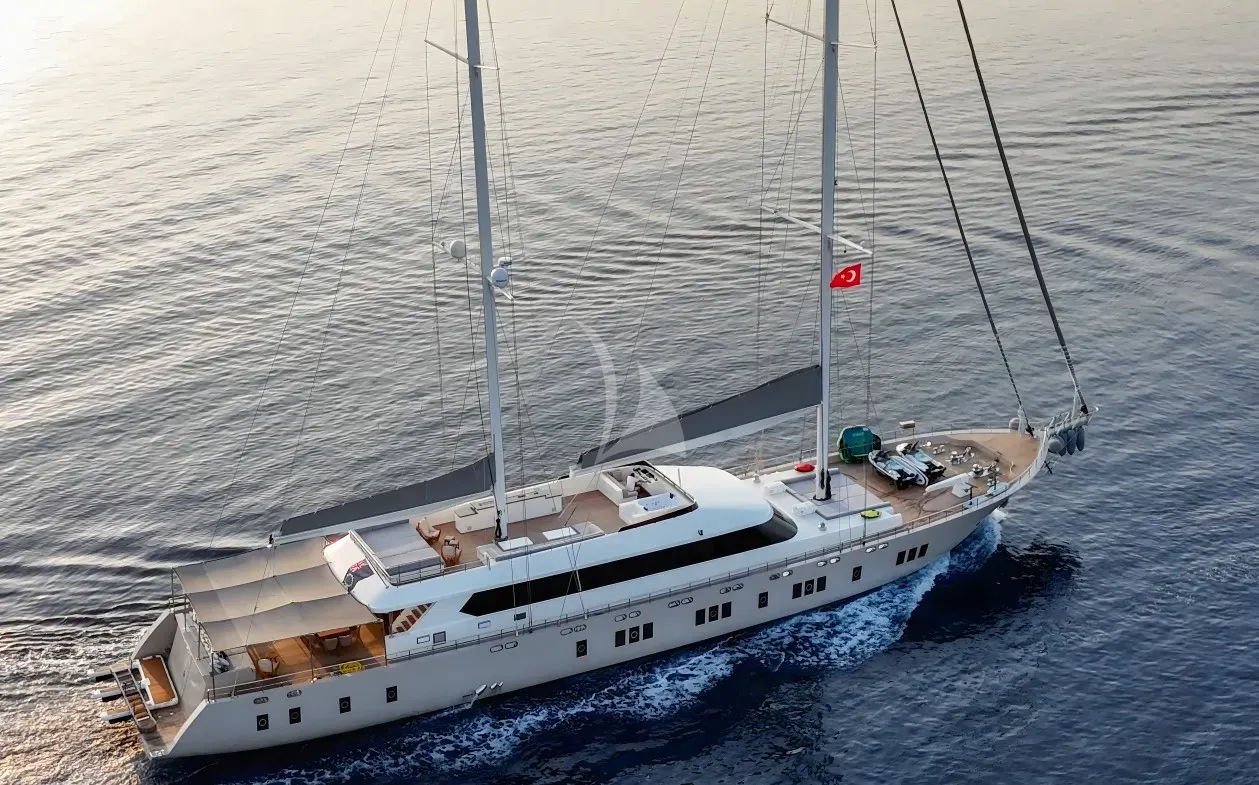 levante_yacht