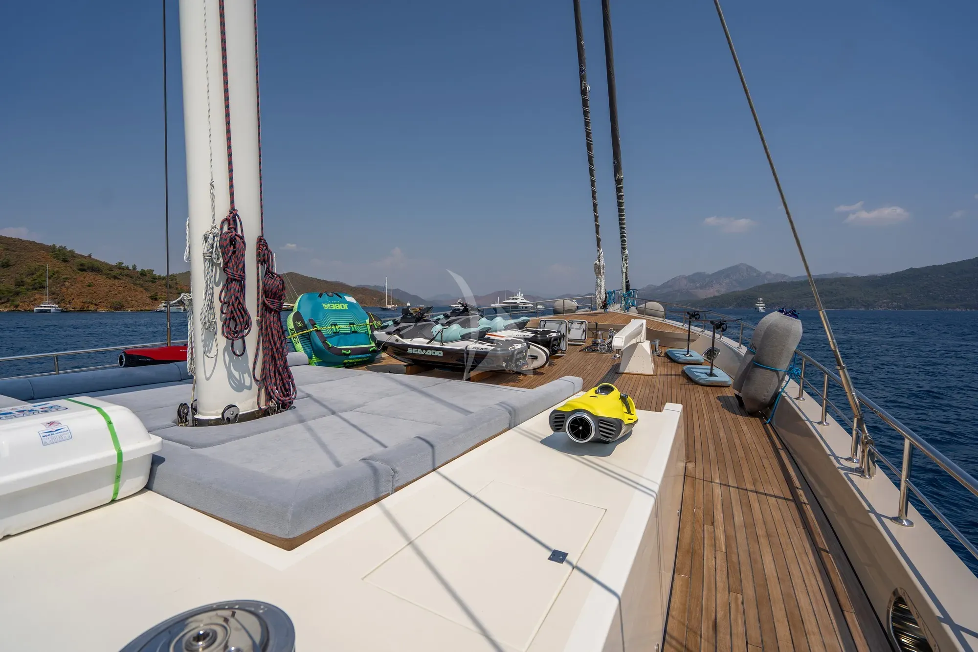 levante_yacht