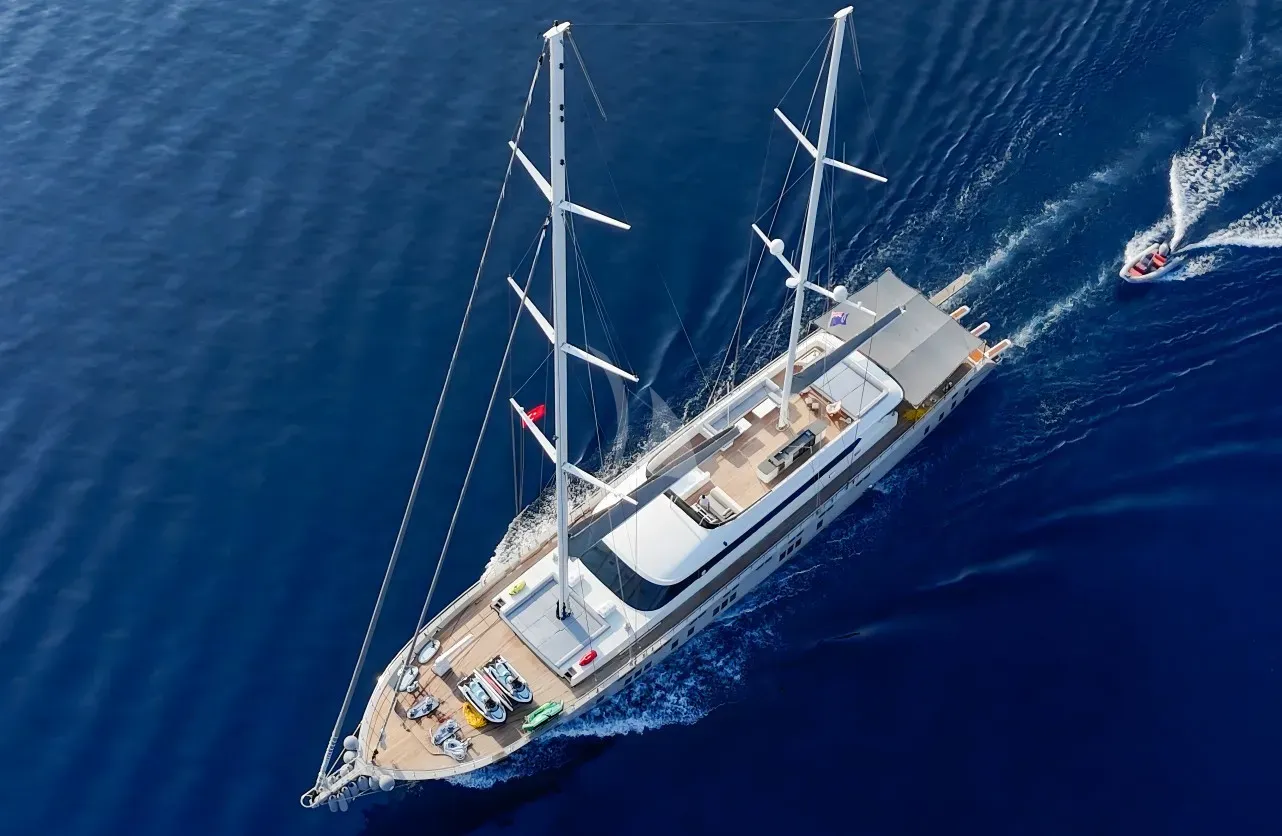 levante_yacht