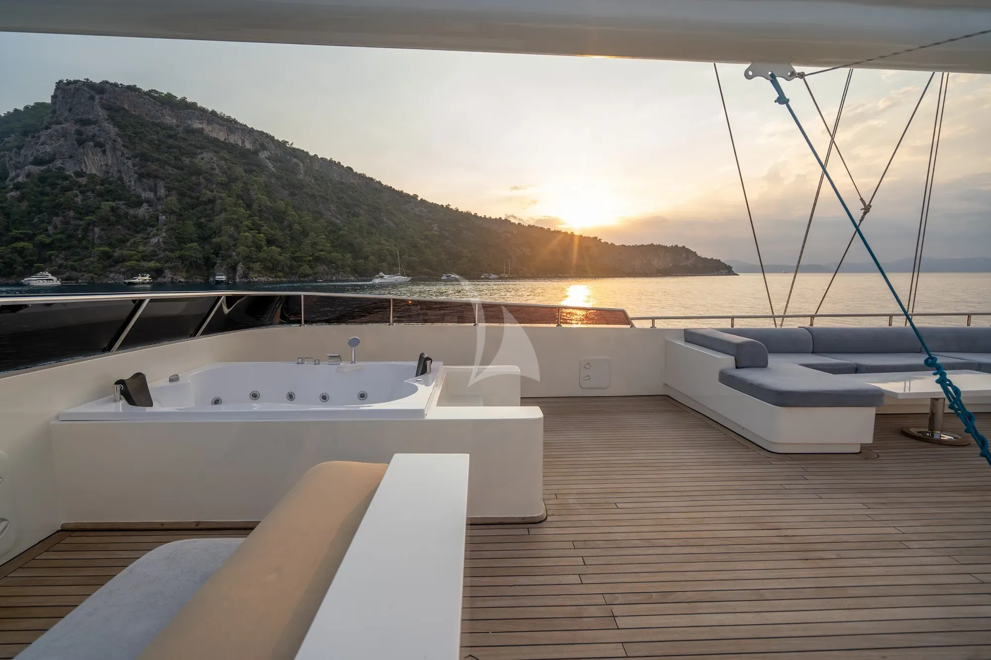 levante_yacht
