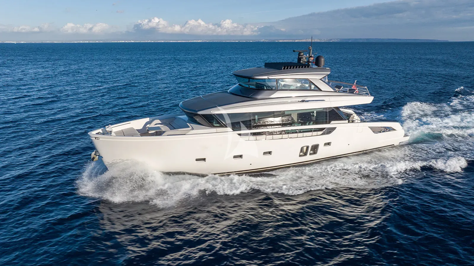 levante_yacht