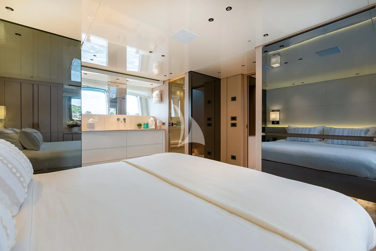 levante_yacht