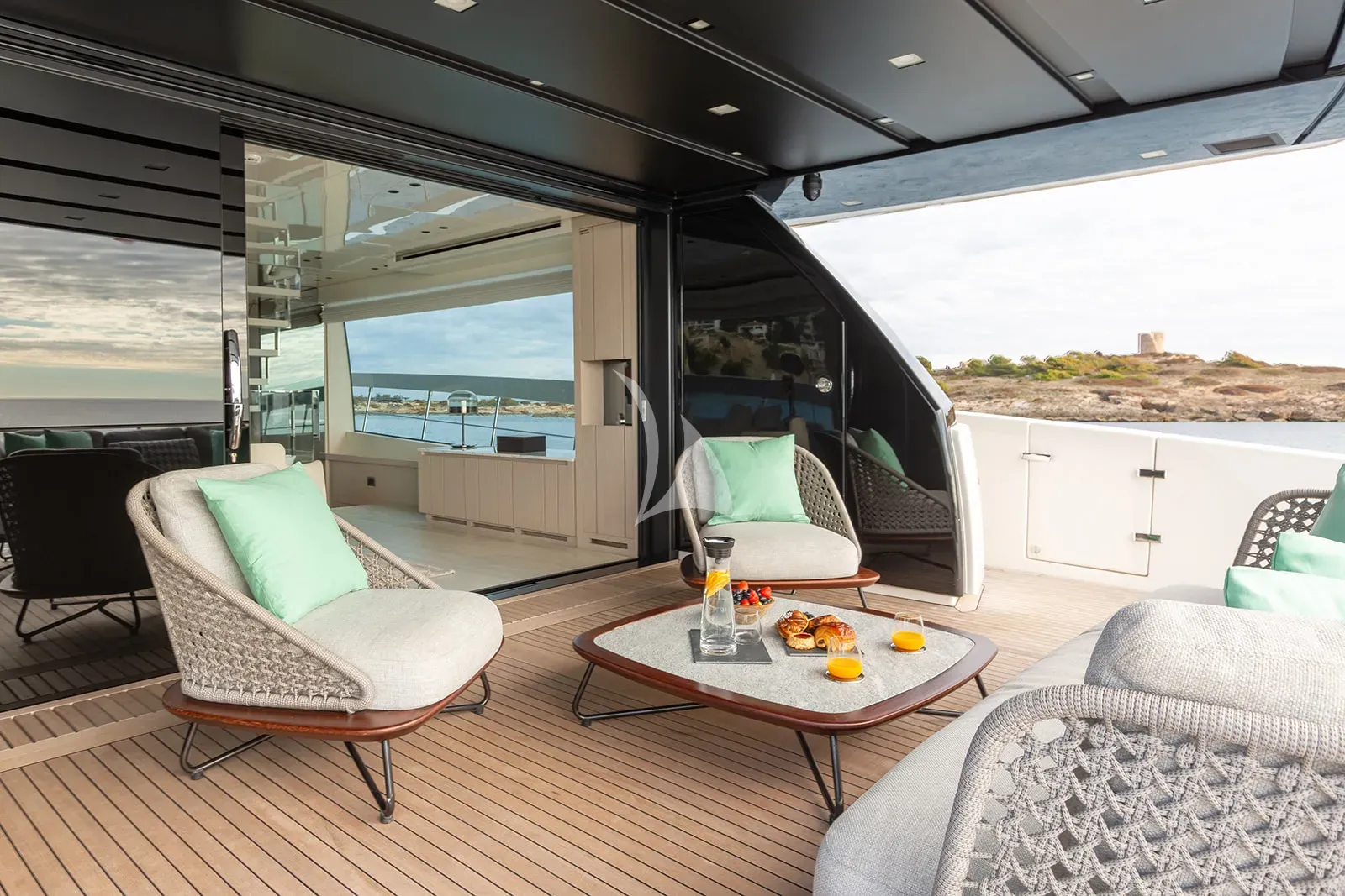levante_yacht