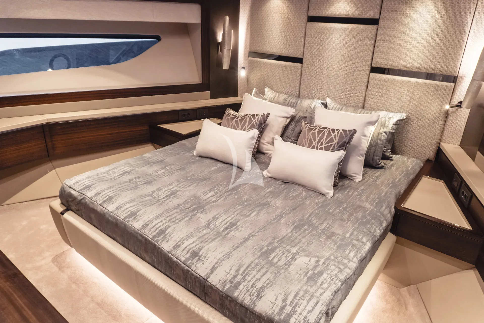 levante_yacht