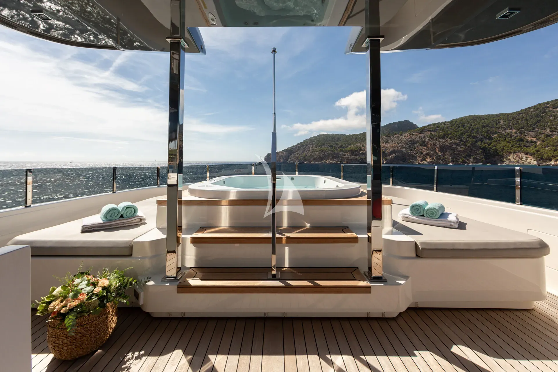 levante_yacht