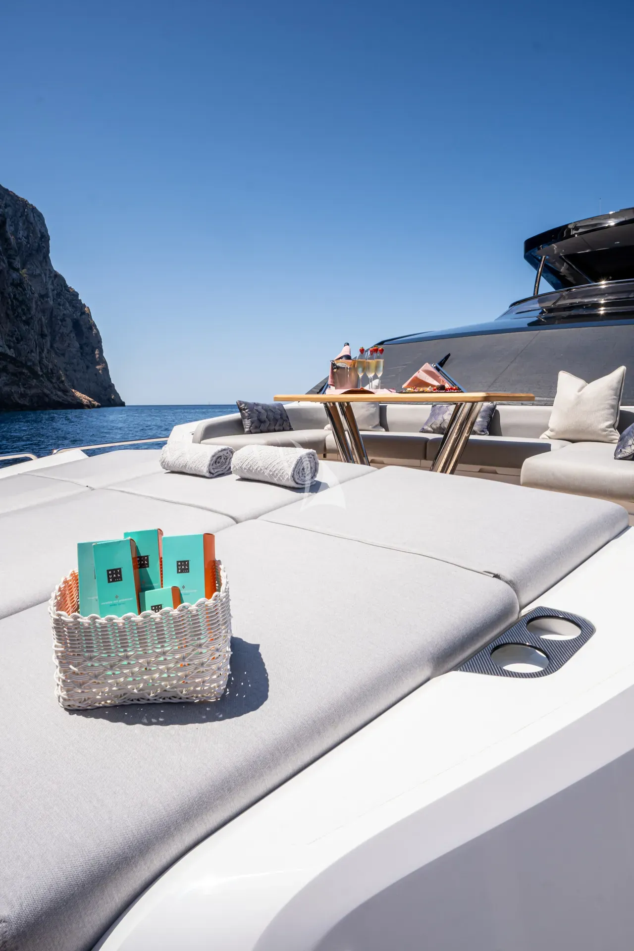 levante_yacht