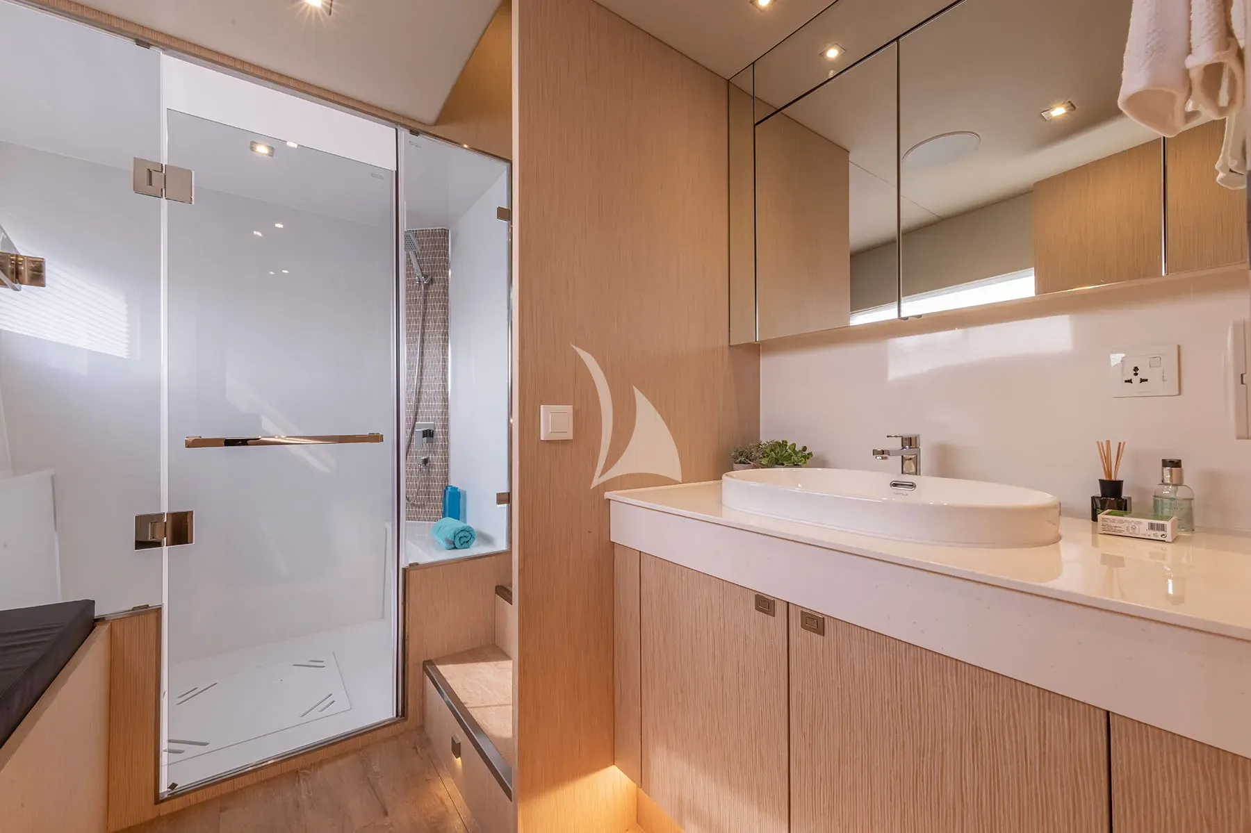 levante_yacht