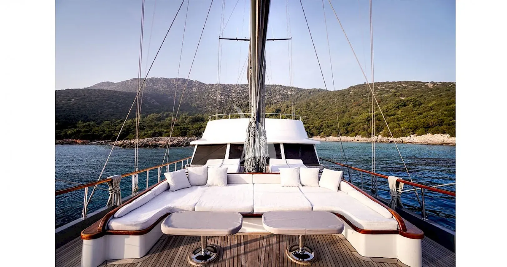 levante_yacht