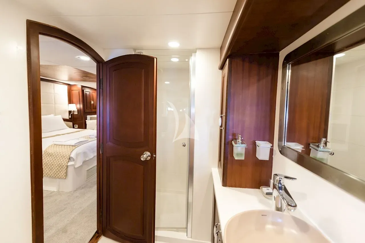 levante_yacht