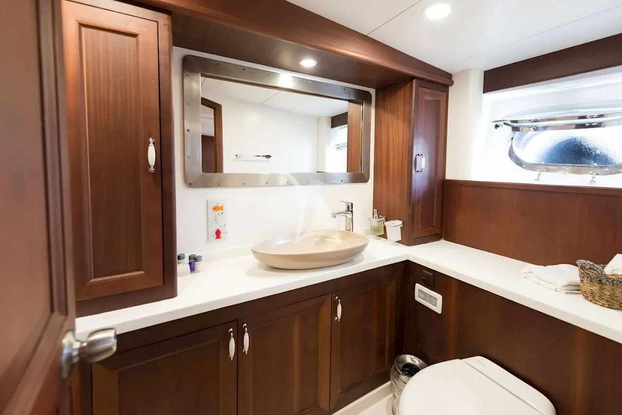 levante_yacht