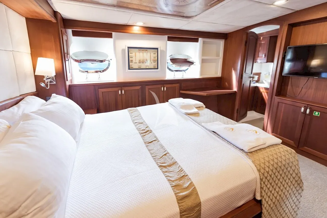levante_yacht