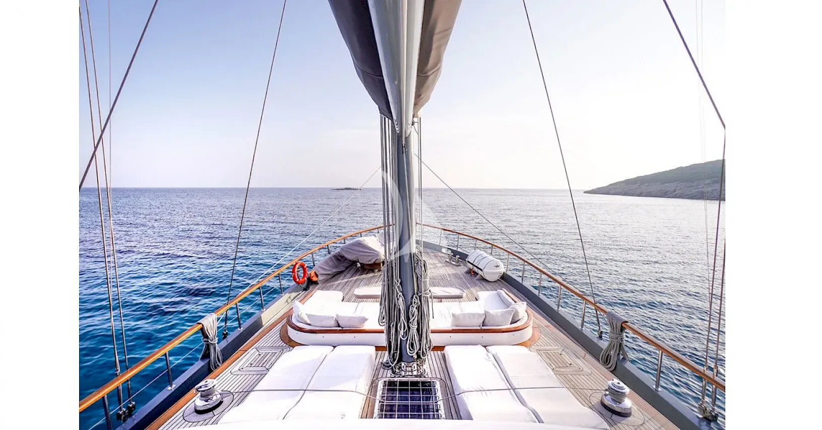 levante_yacht