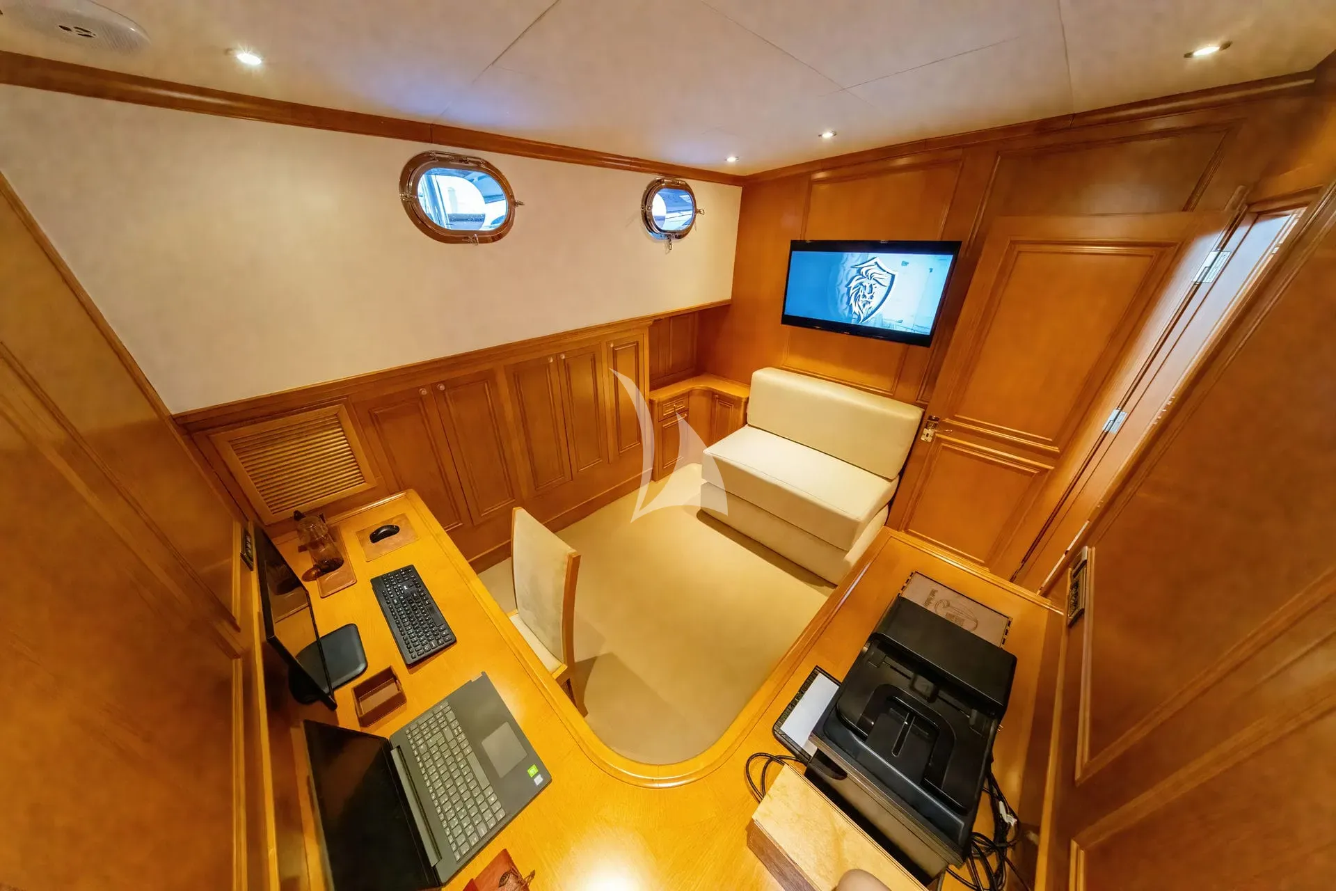 levante_yacht