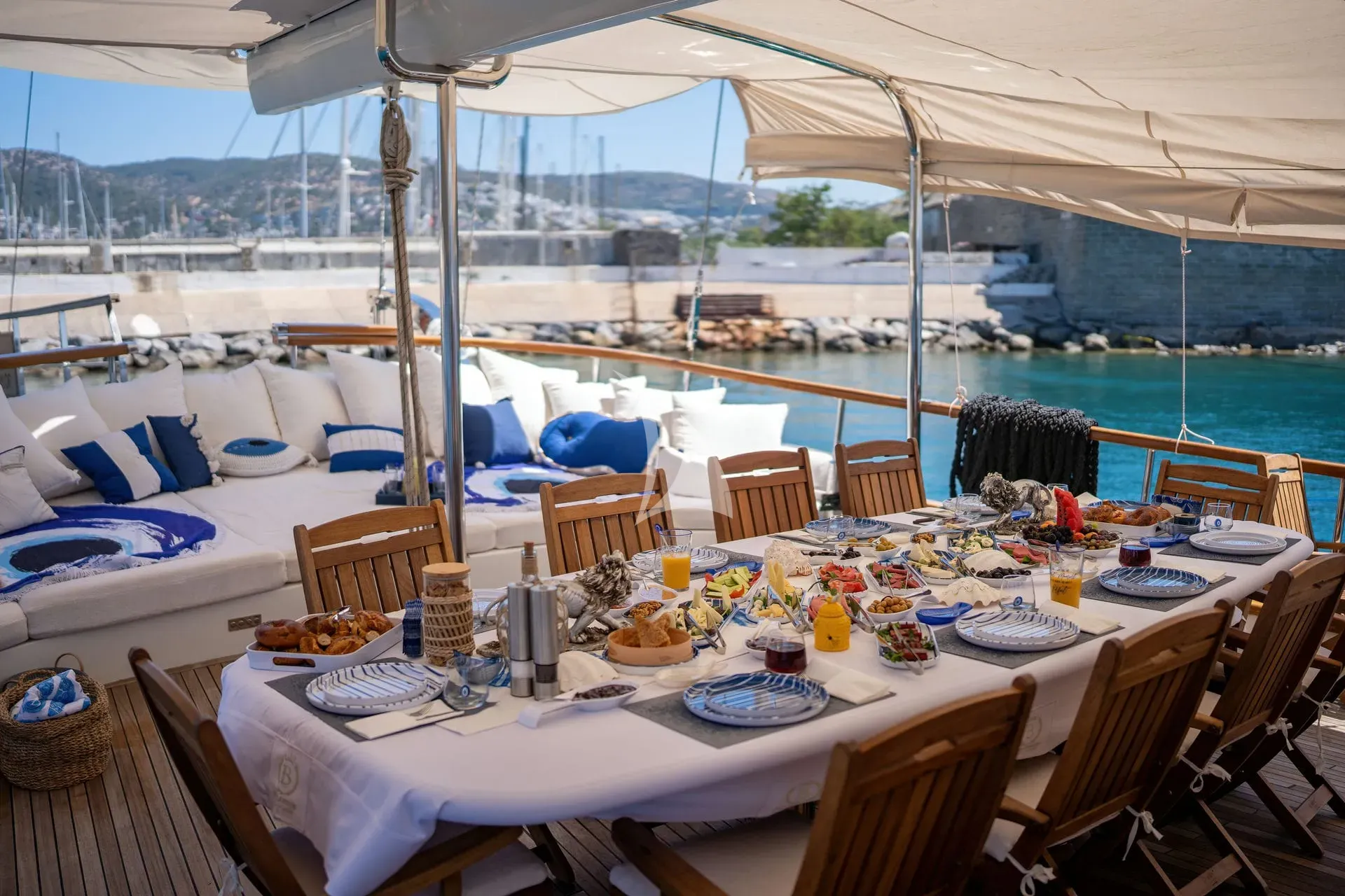 levante_yacht