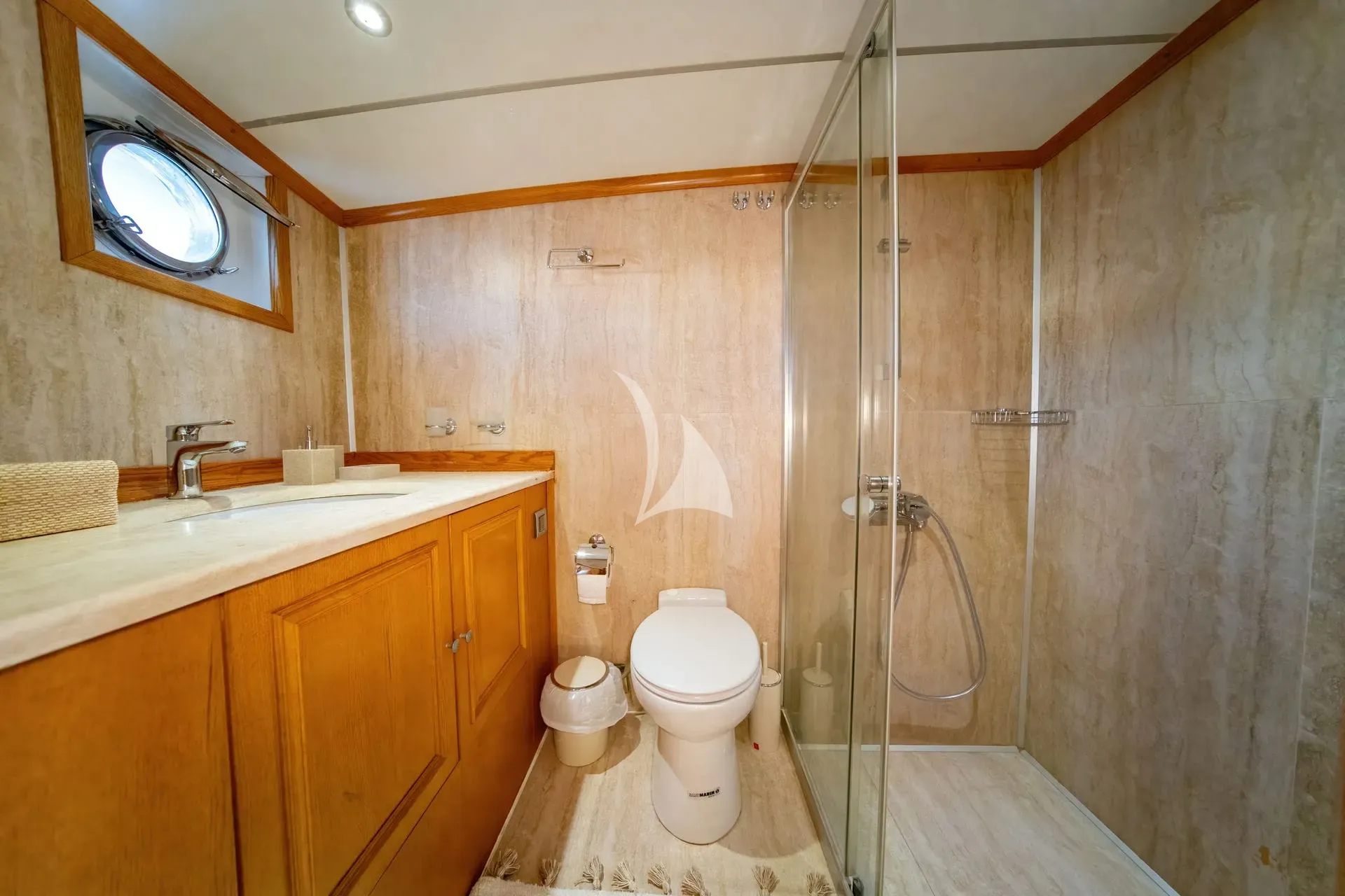 levante_yacht