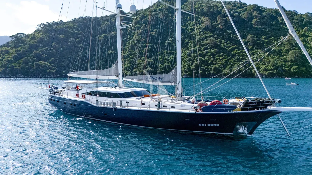 levante_yacht
