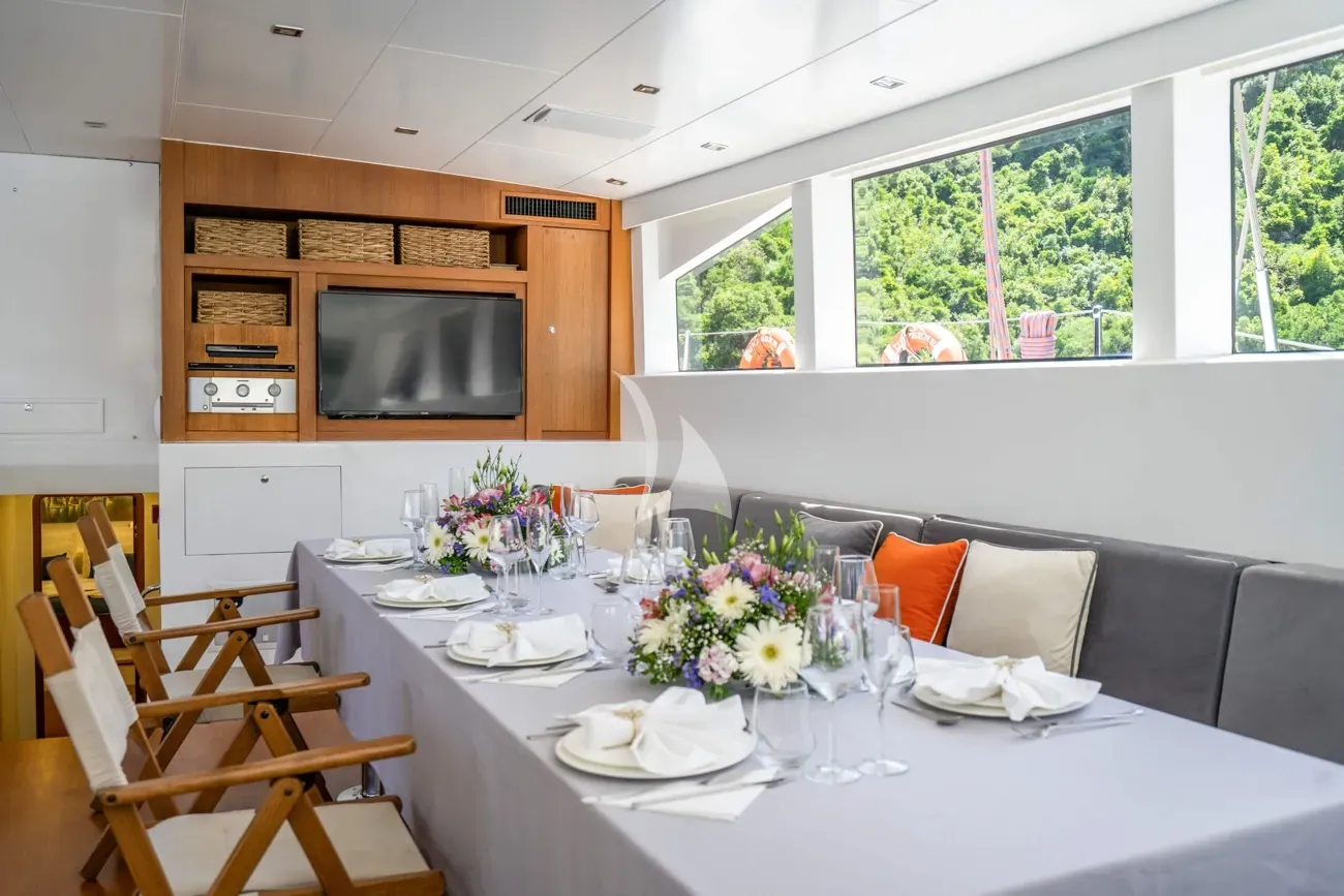 levante_yacht