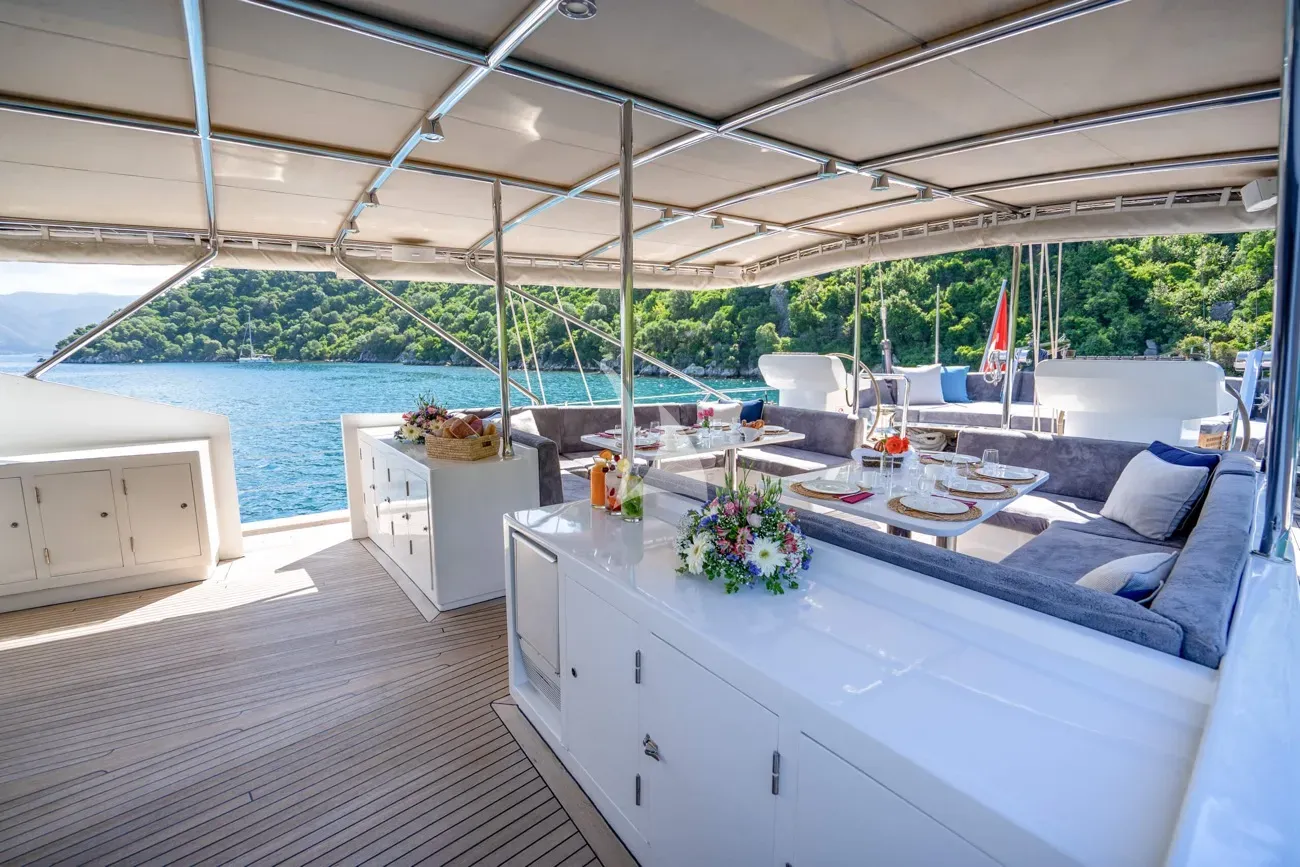 levante_yacht
