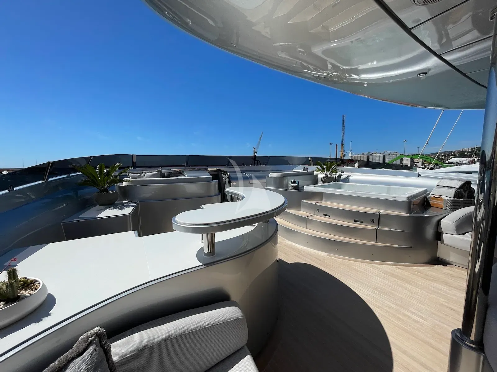 levante_yacht
