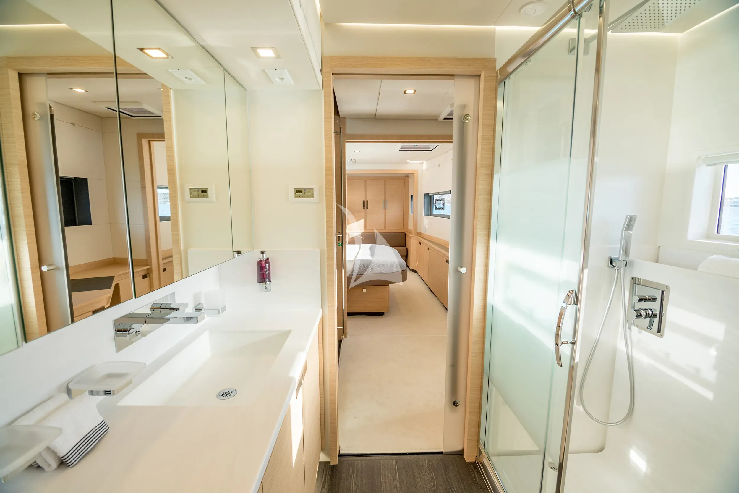 levante_yacht