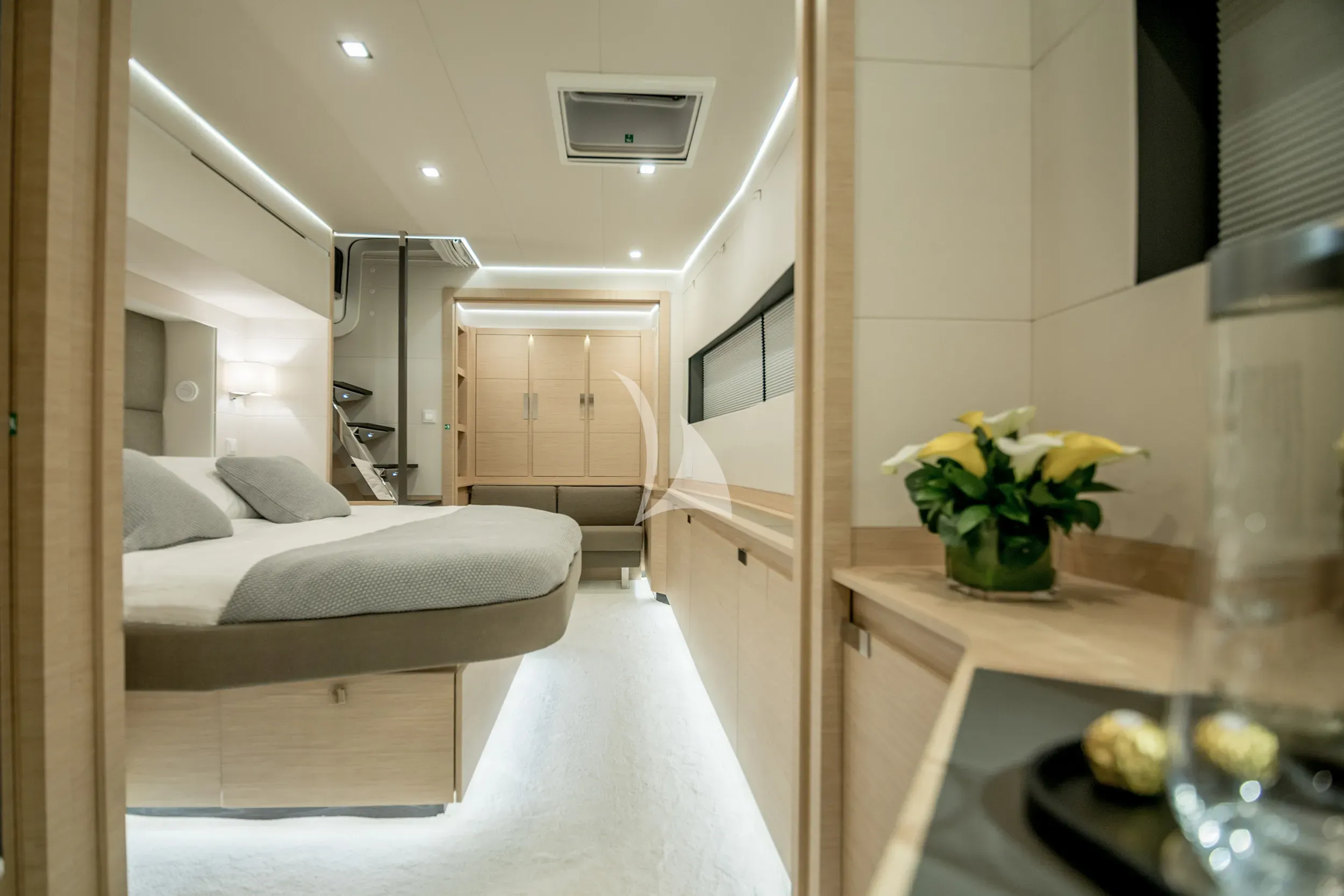 levante_yacht