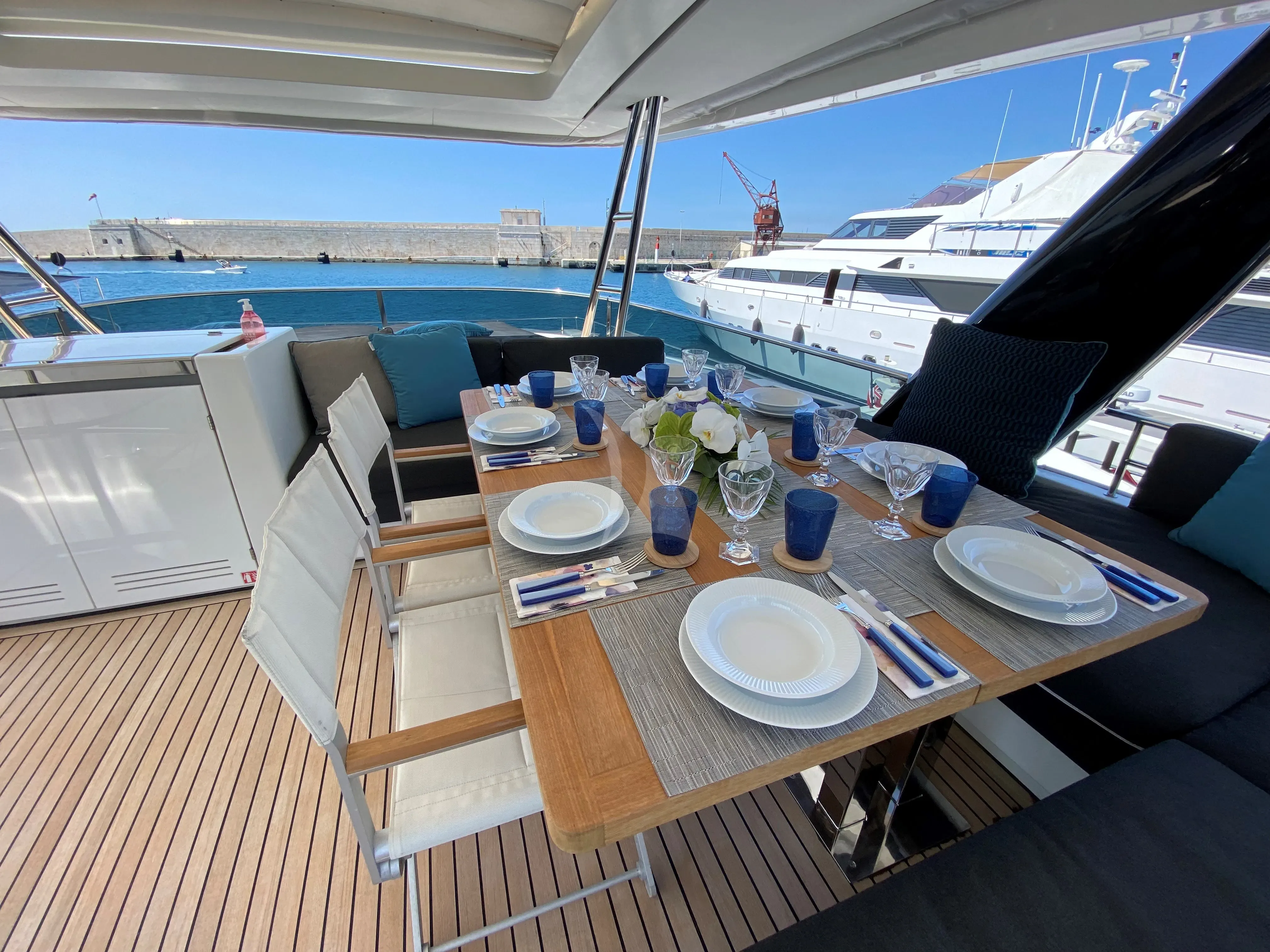 levante_yacht