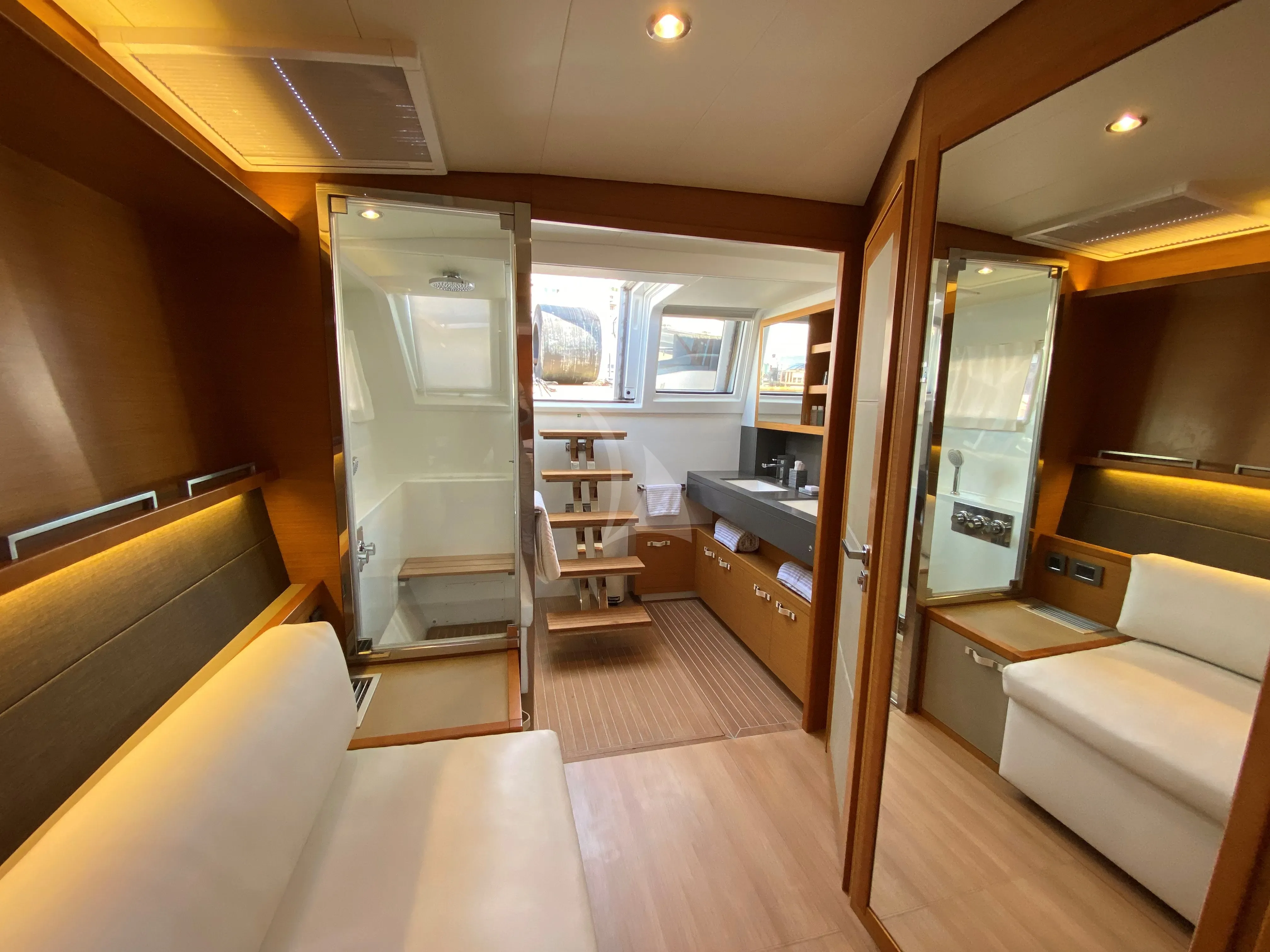 levante_yacht