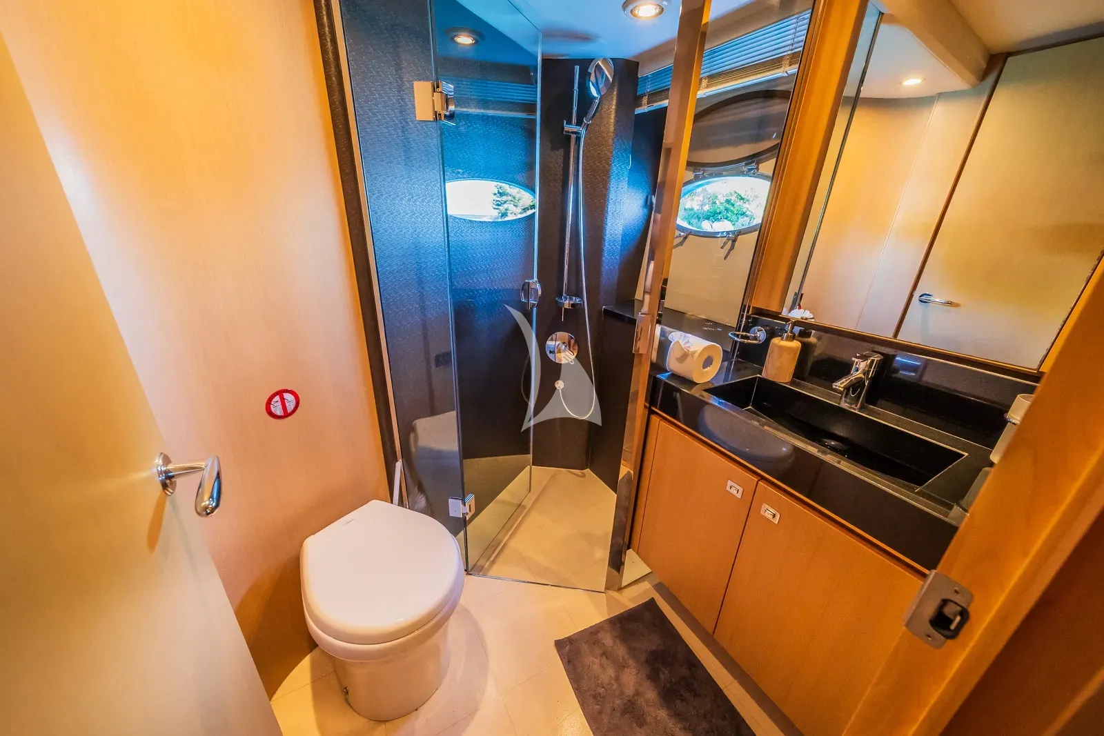 levante_yacht