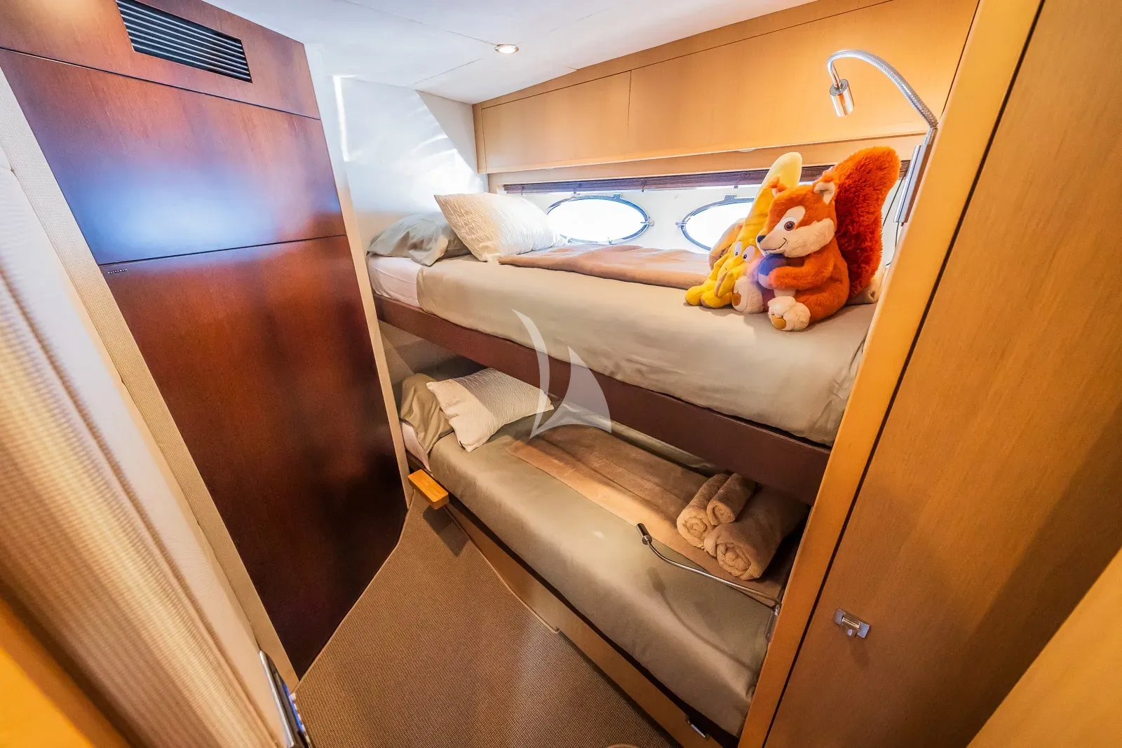 levante_yacht