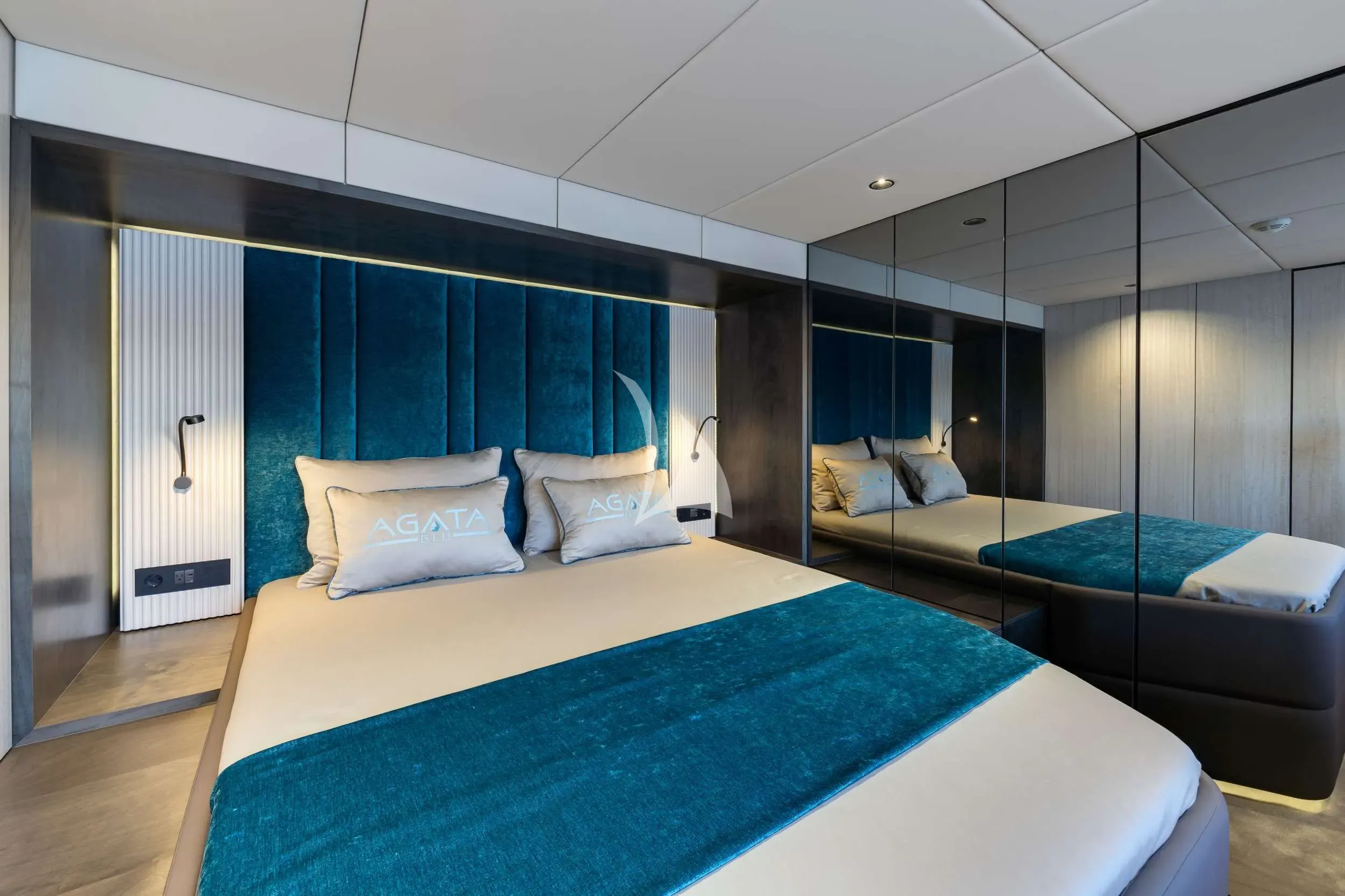levante_yacht