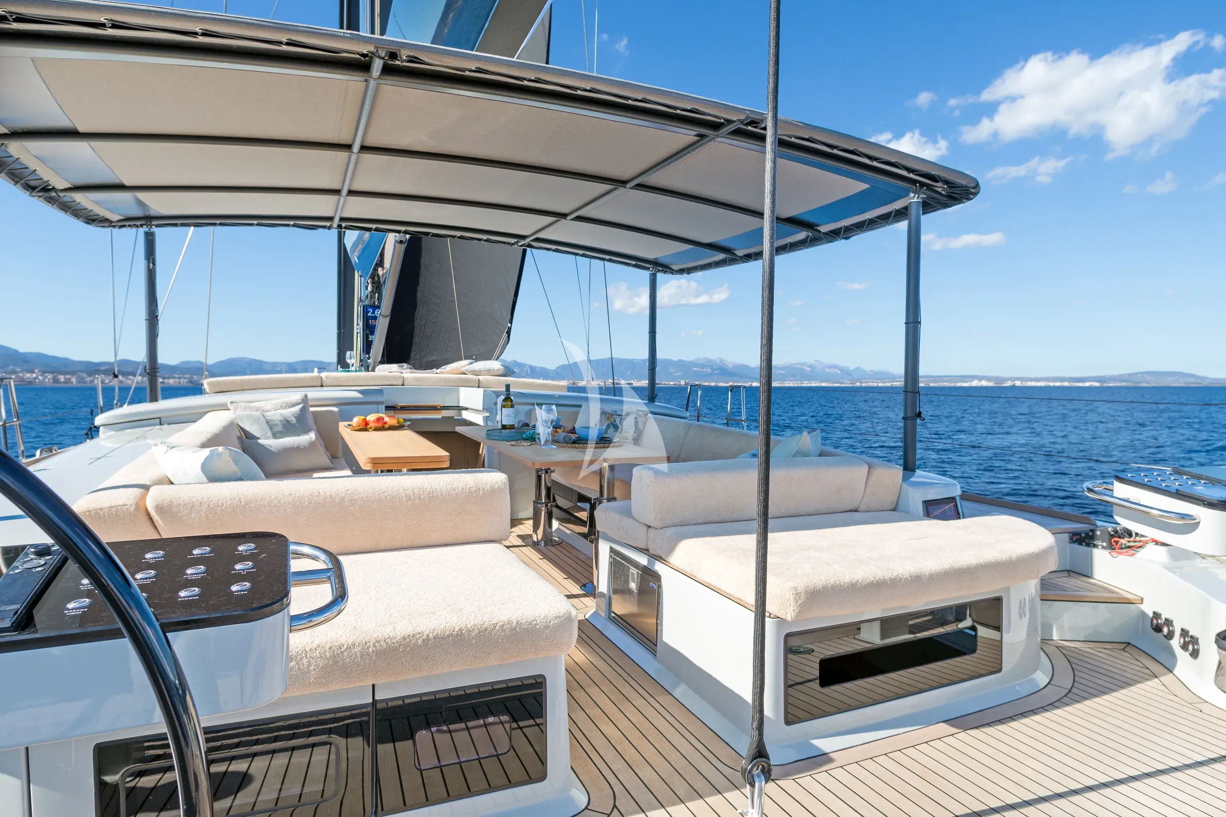 levante_yacht