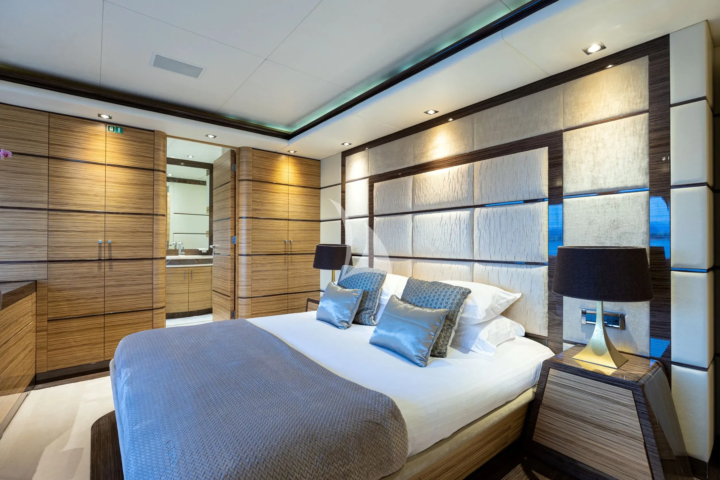 levante_yacht