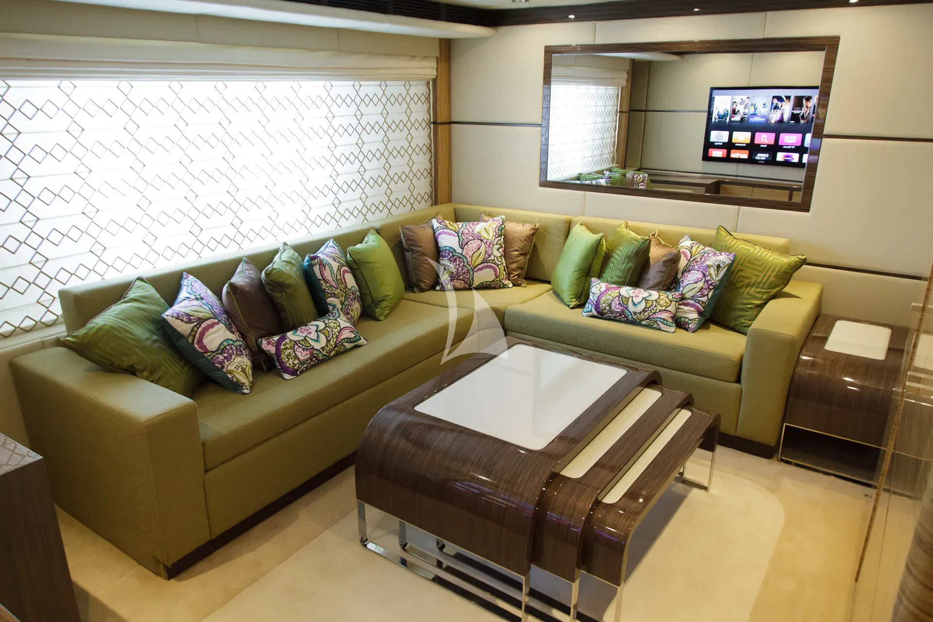 levante_yacht