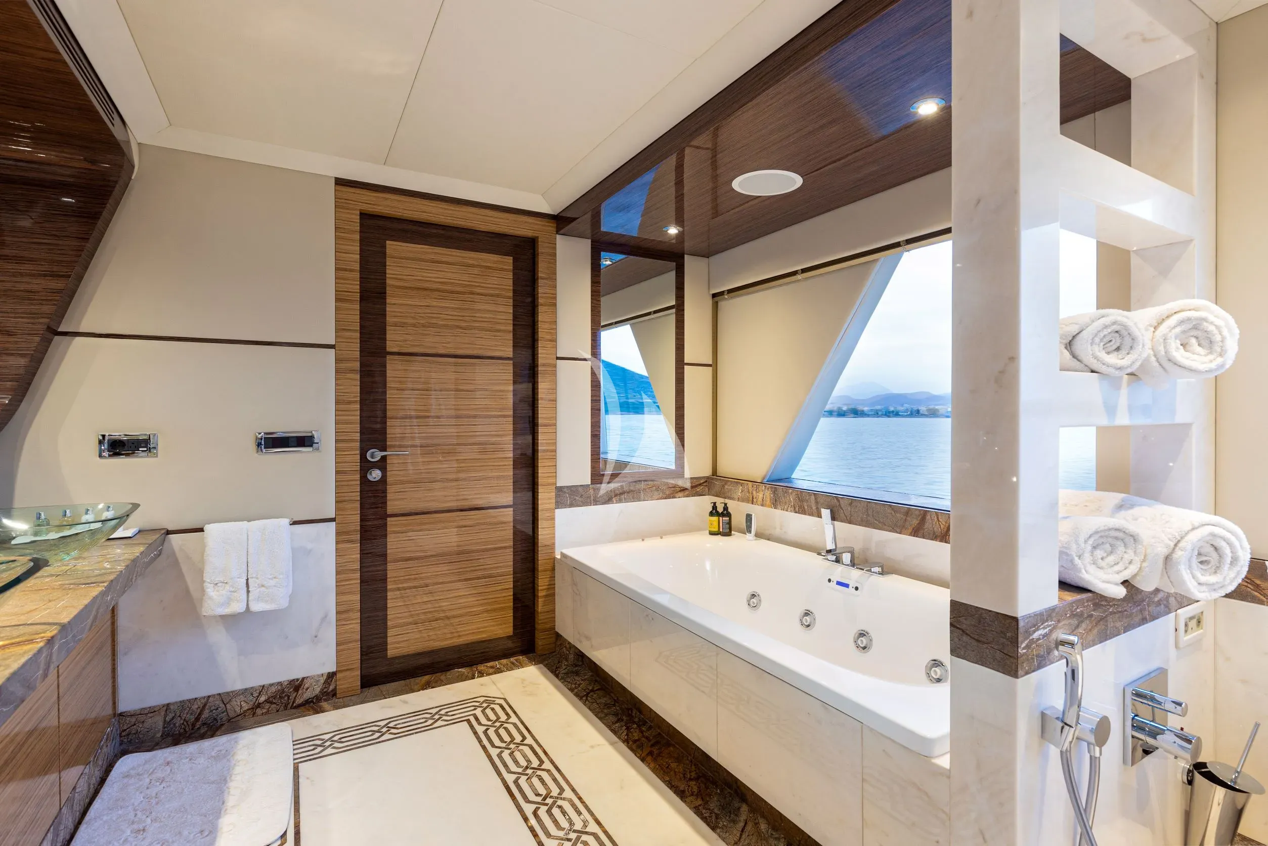 levante_yacht