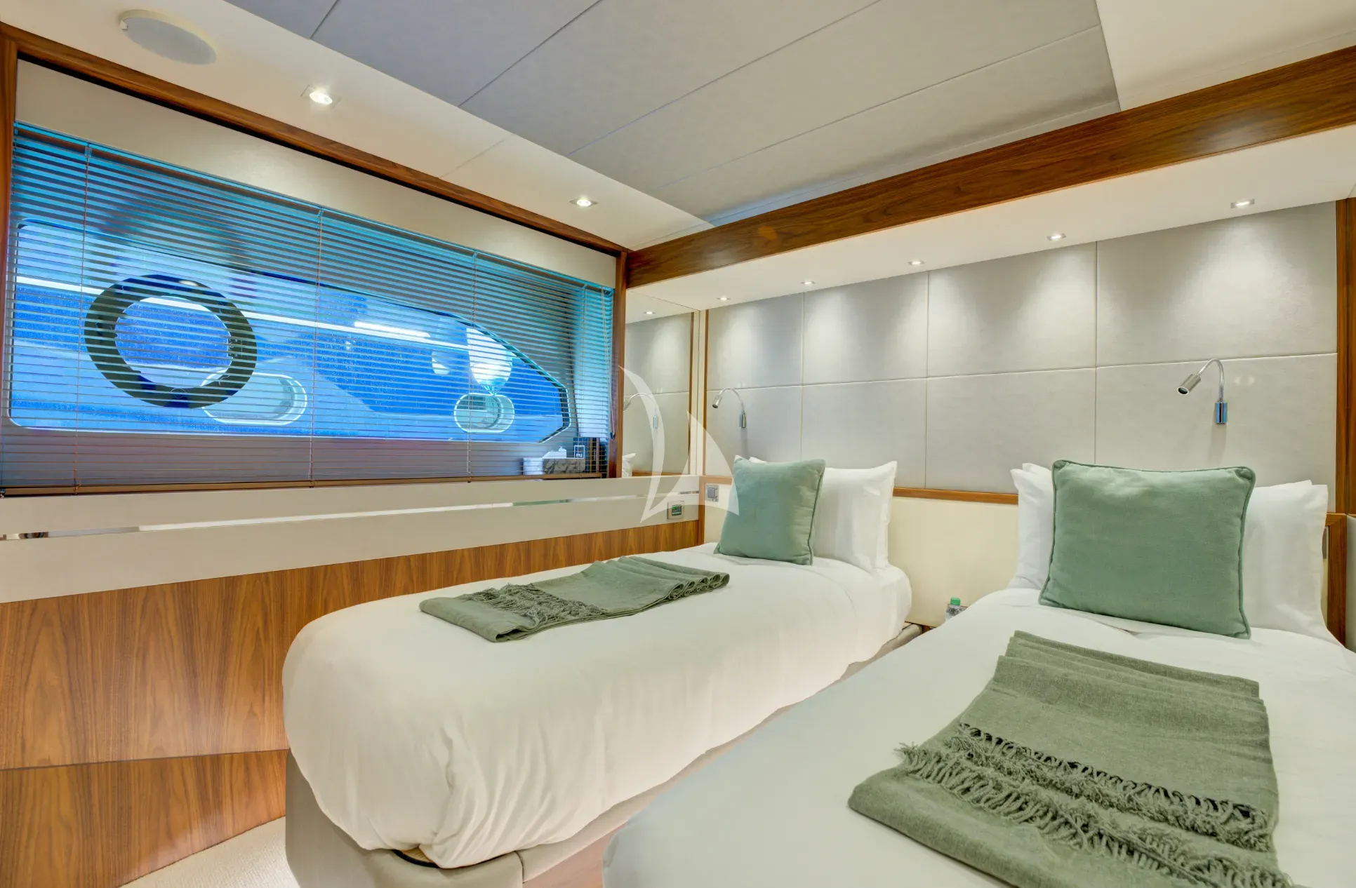 levante_yacht