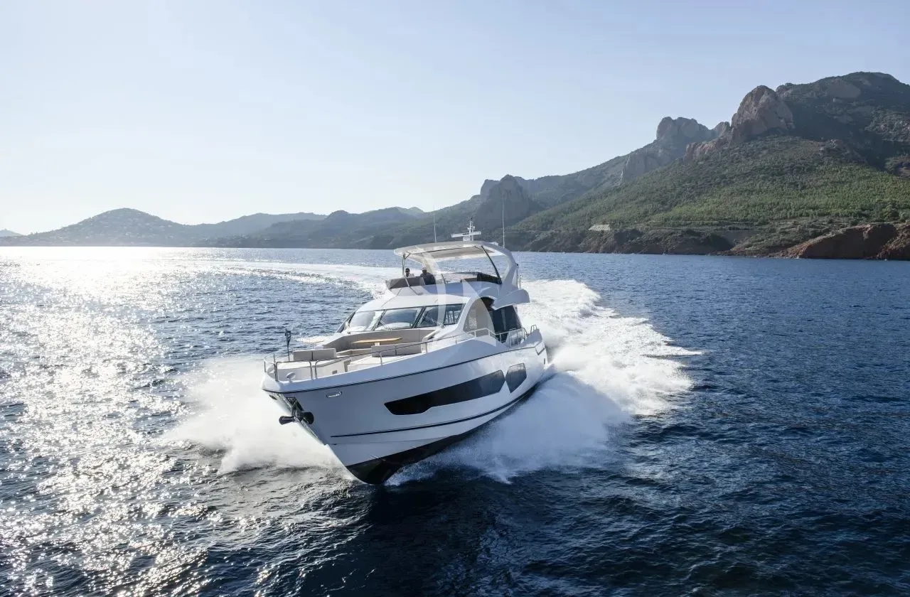 levante_yacht