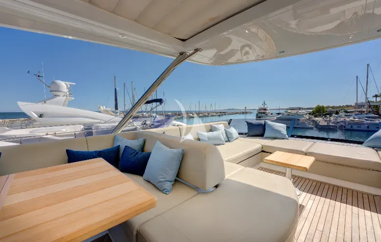 levante_yacht