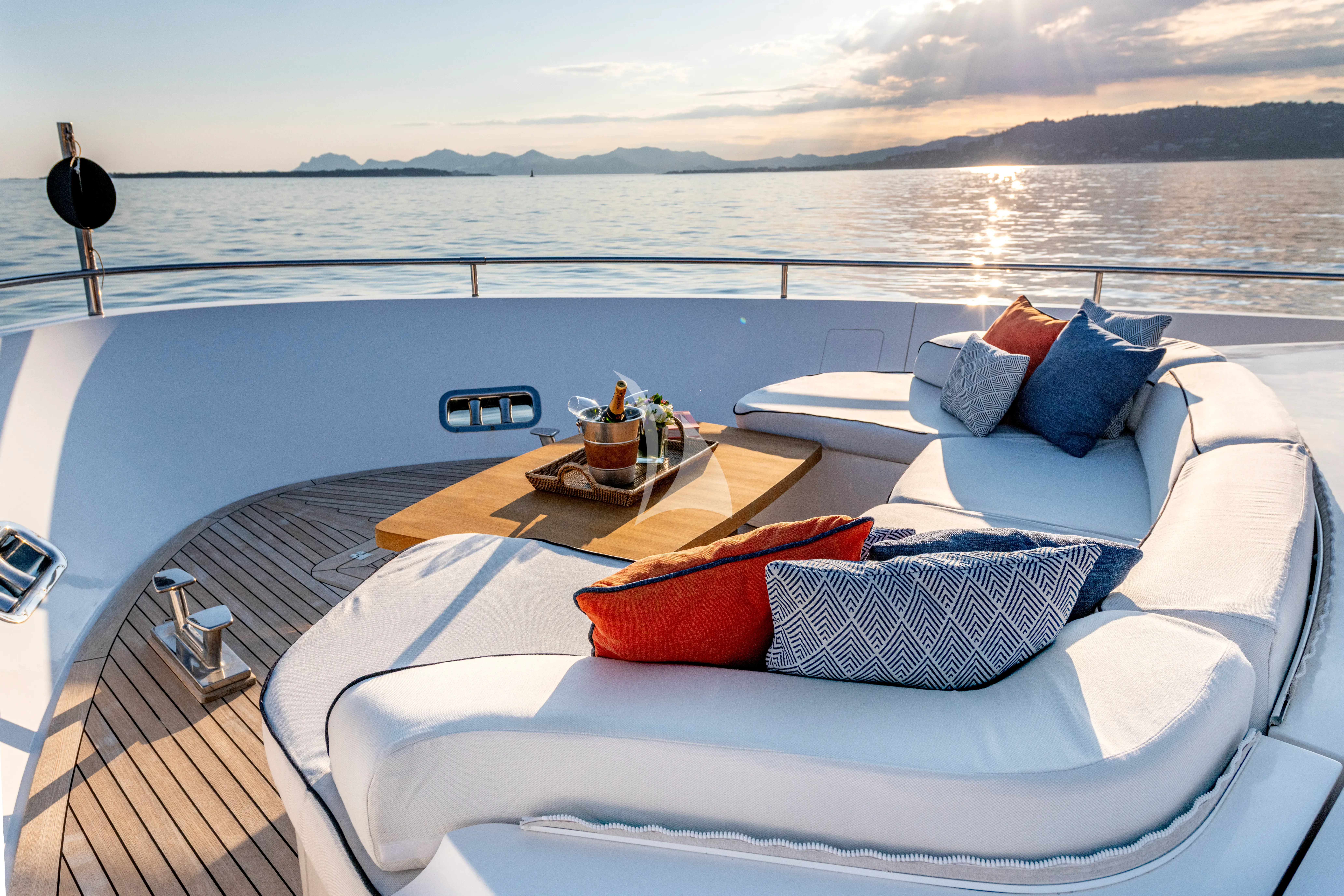 levante_yacht