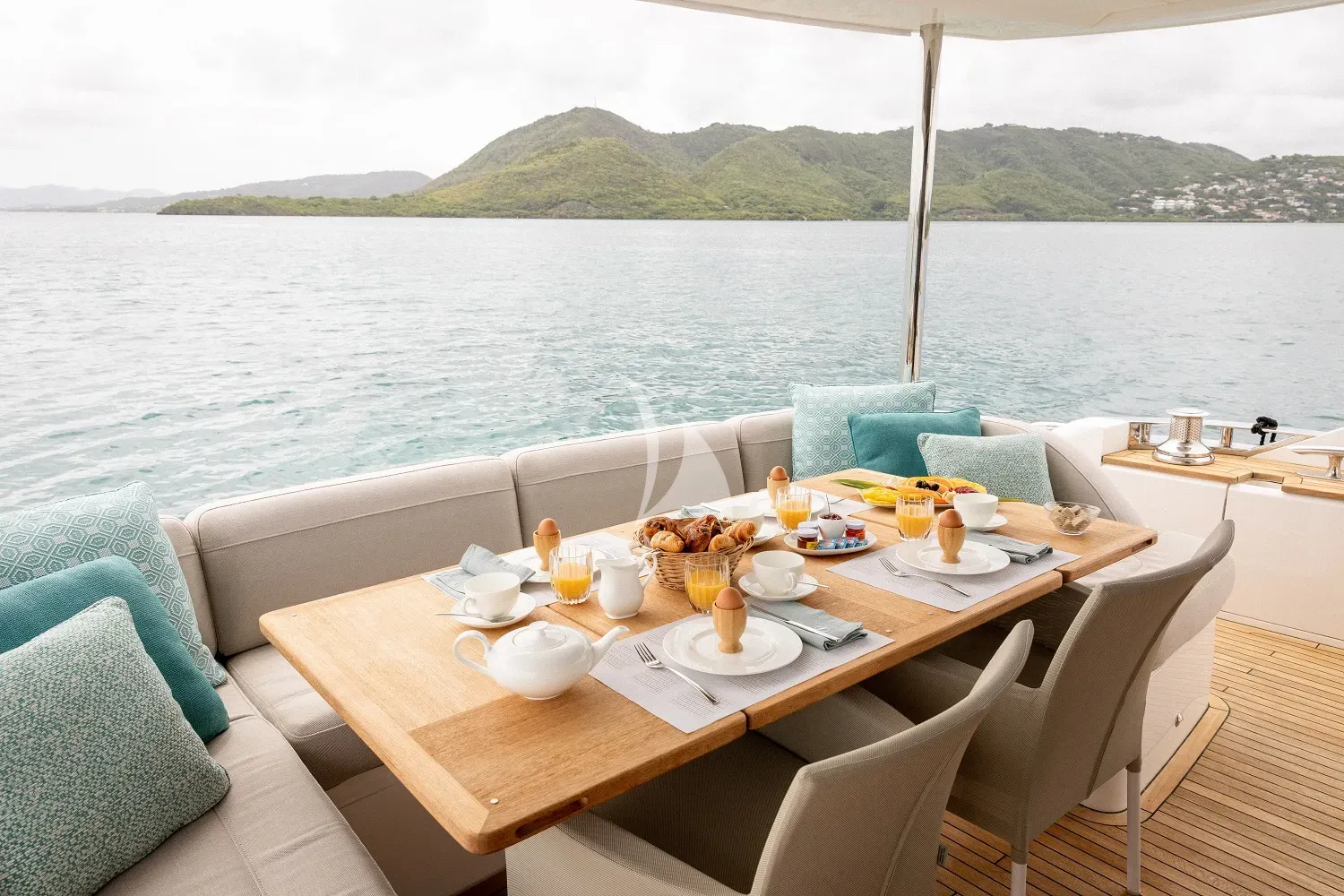 levante_yacht