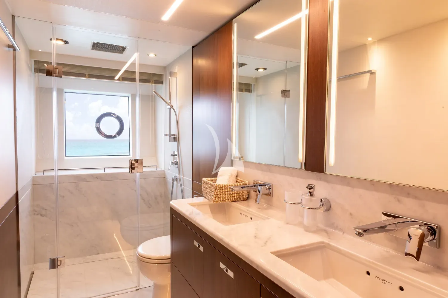 levante_yacht