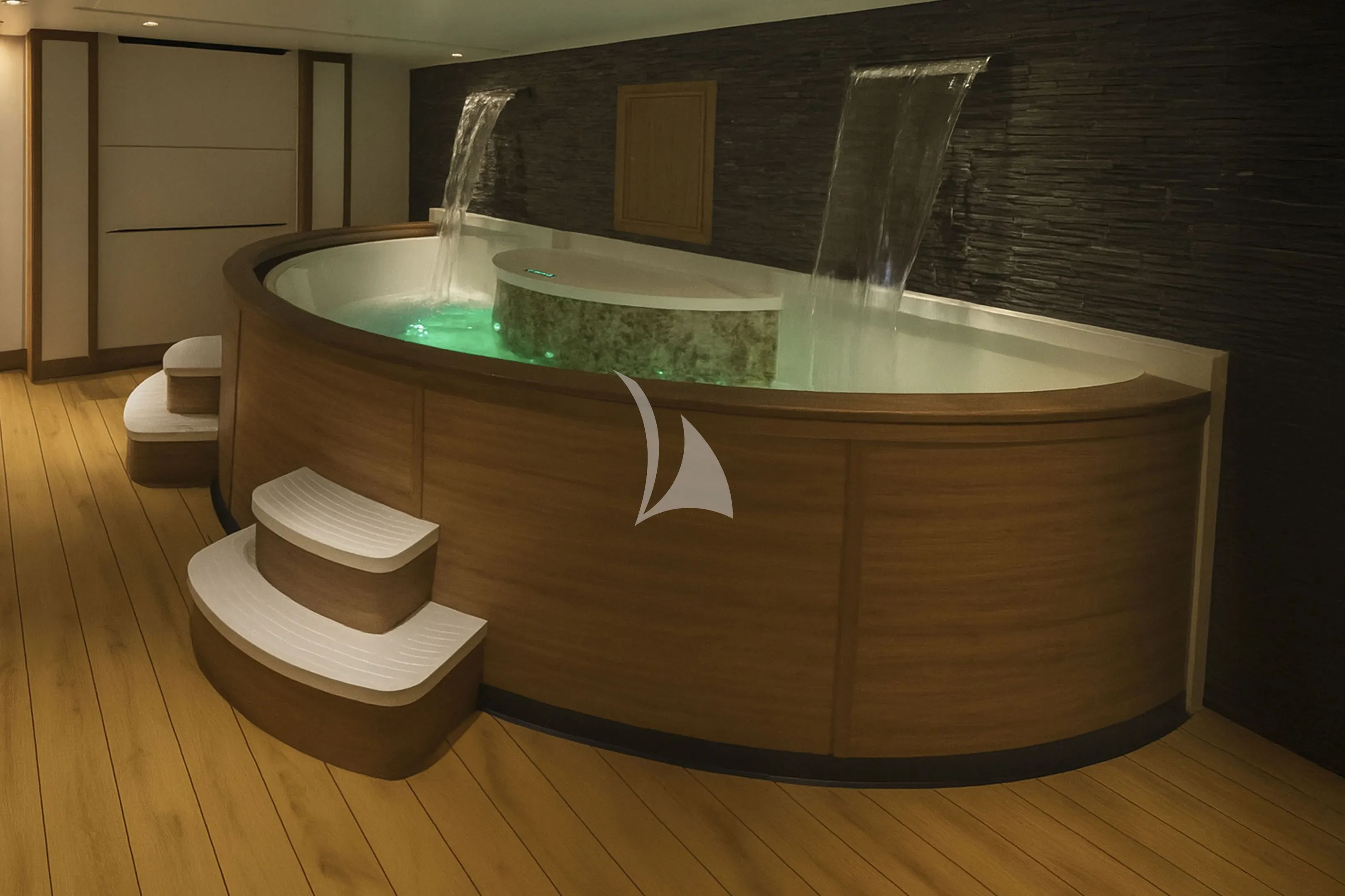 levante_yacht