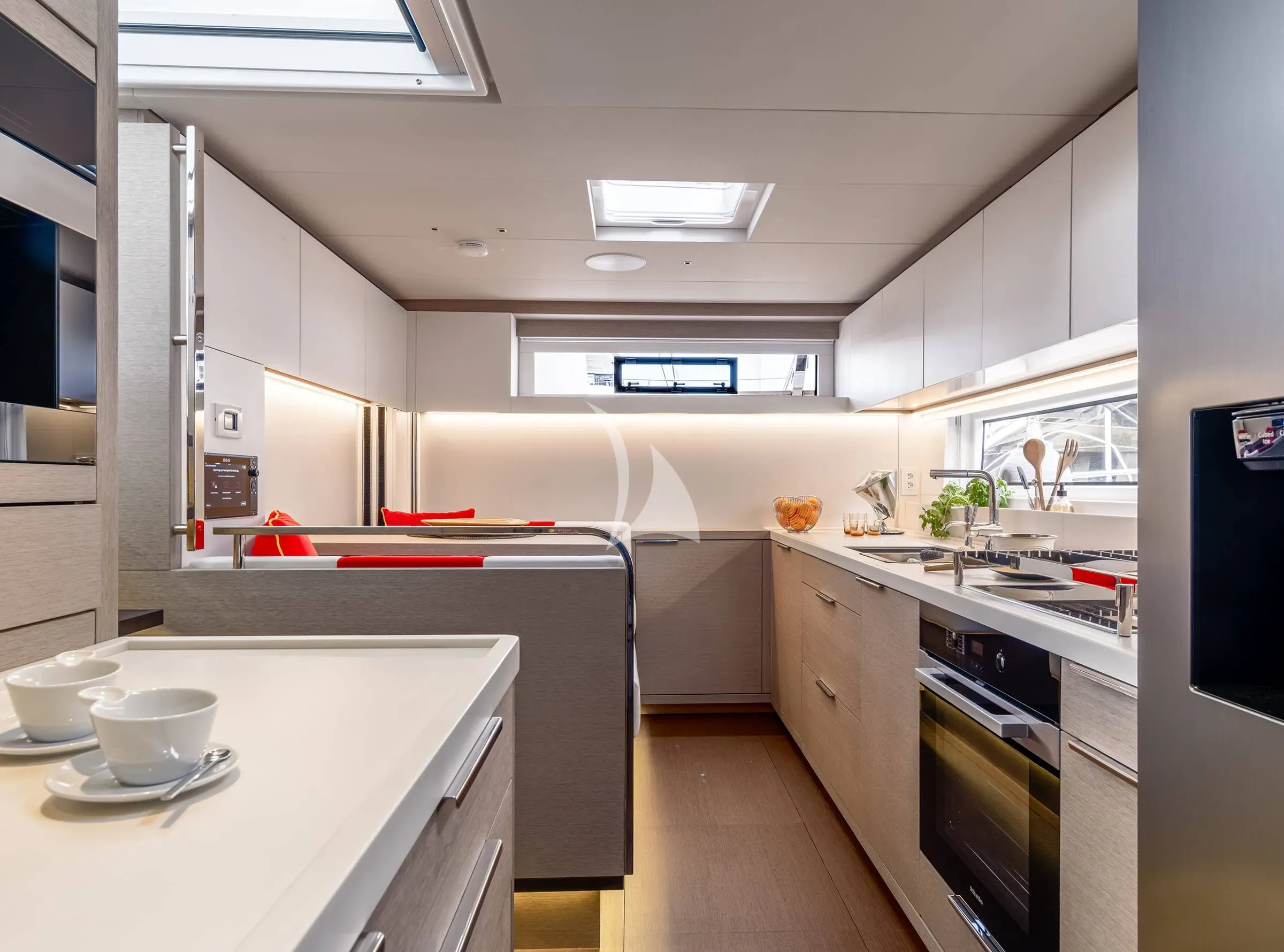 levante_yacht
